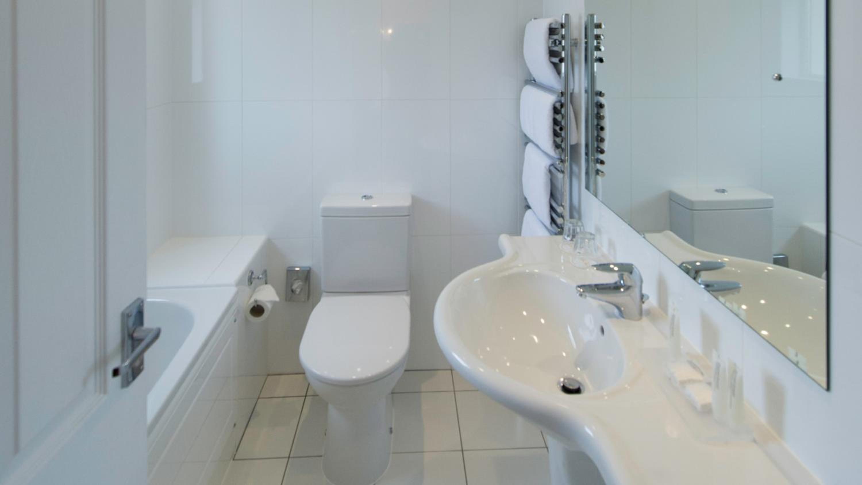 Standard Double Room - Photo 2