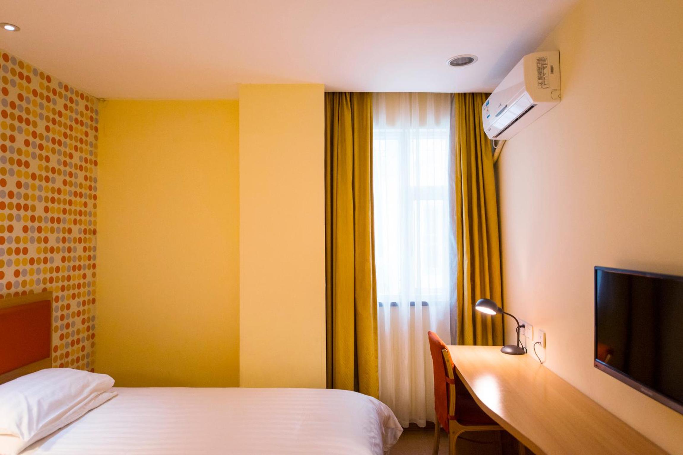 Mainland Chinese Citizens - Business Queen Room photo 1