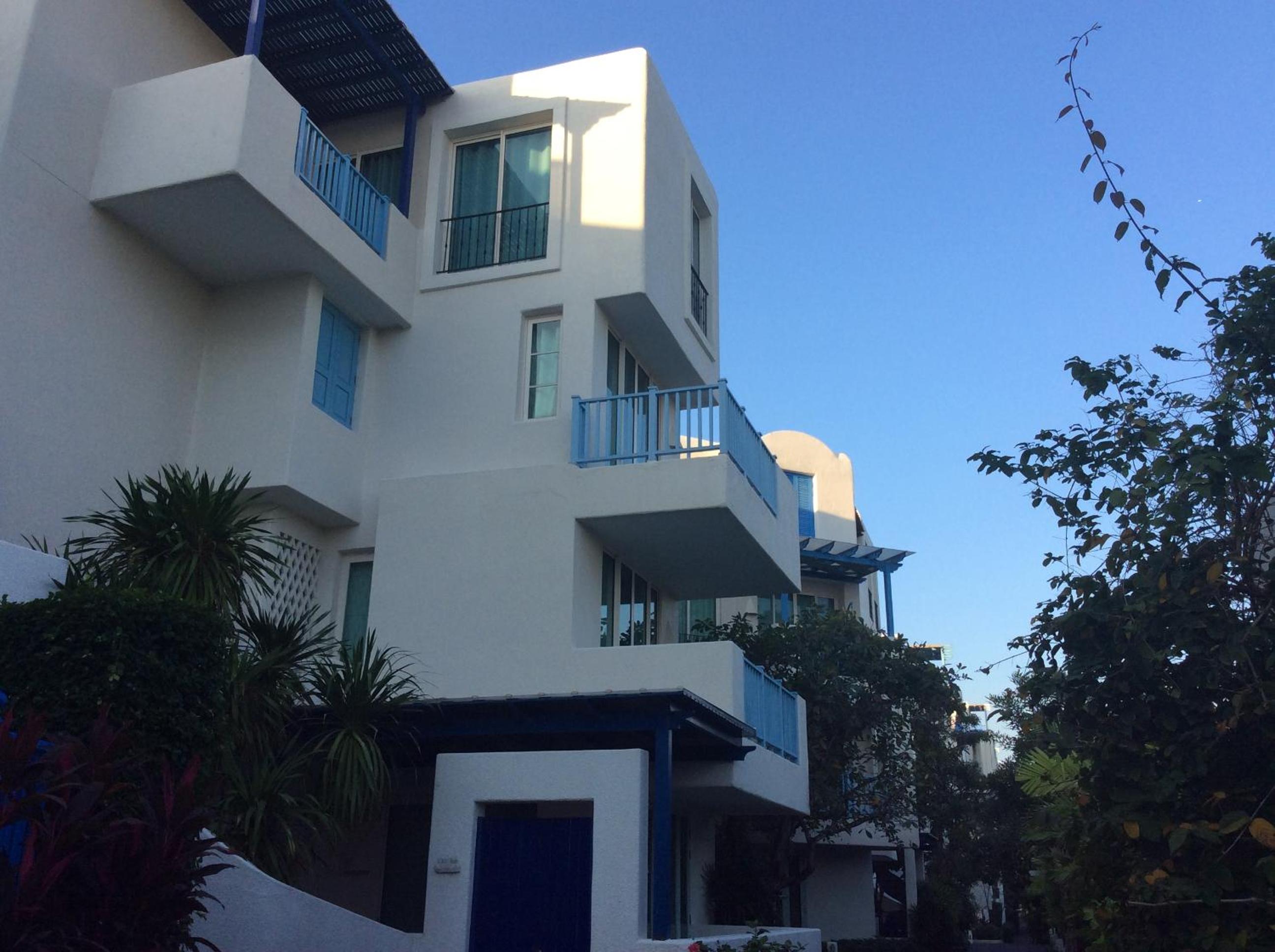 Apartment with Pool View  - Photo 7