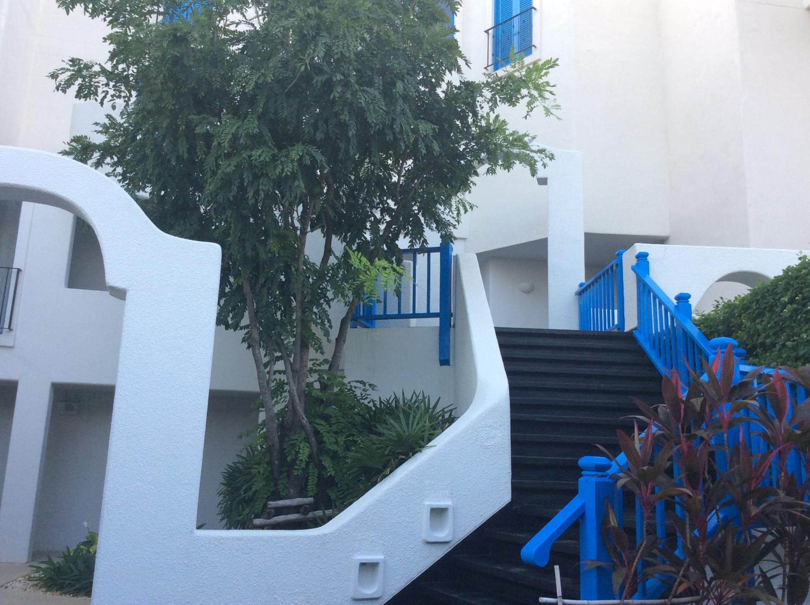 Apartment with Pool View  - Photo 6