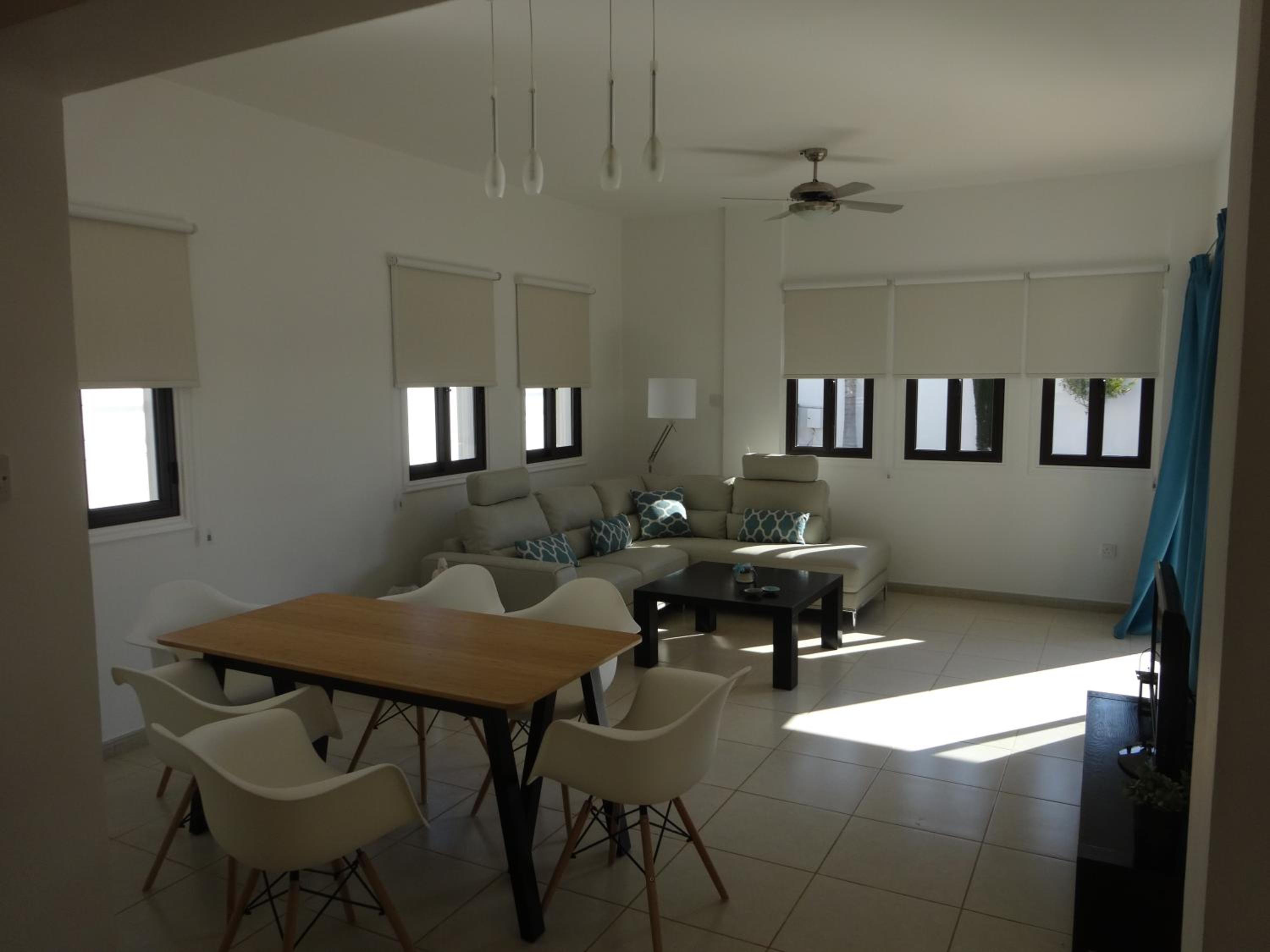 Villa com Piscina Privada