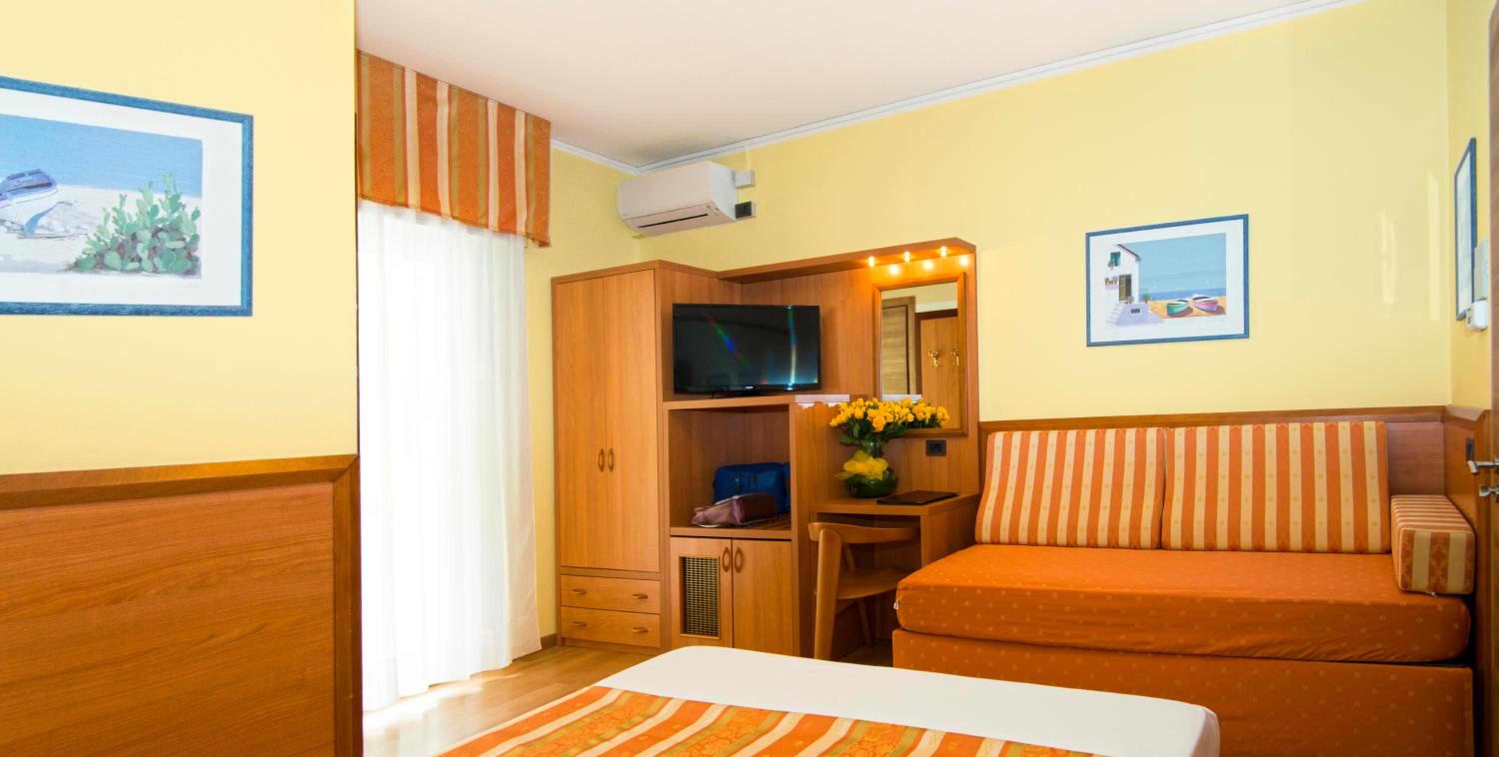 Double Room with Balcony photo 1