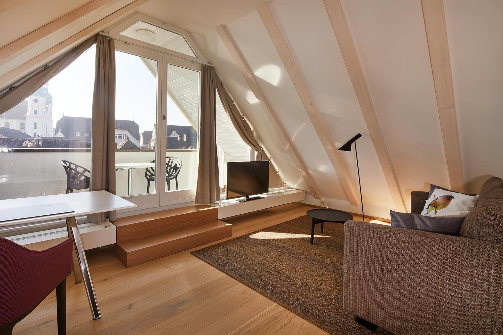 Cathedral Suite with Balcony