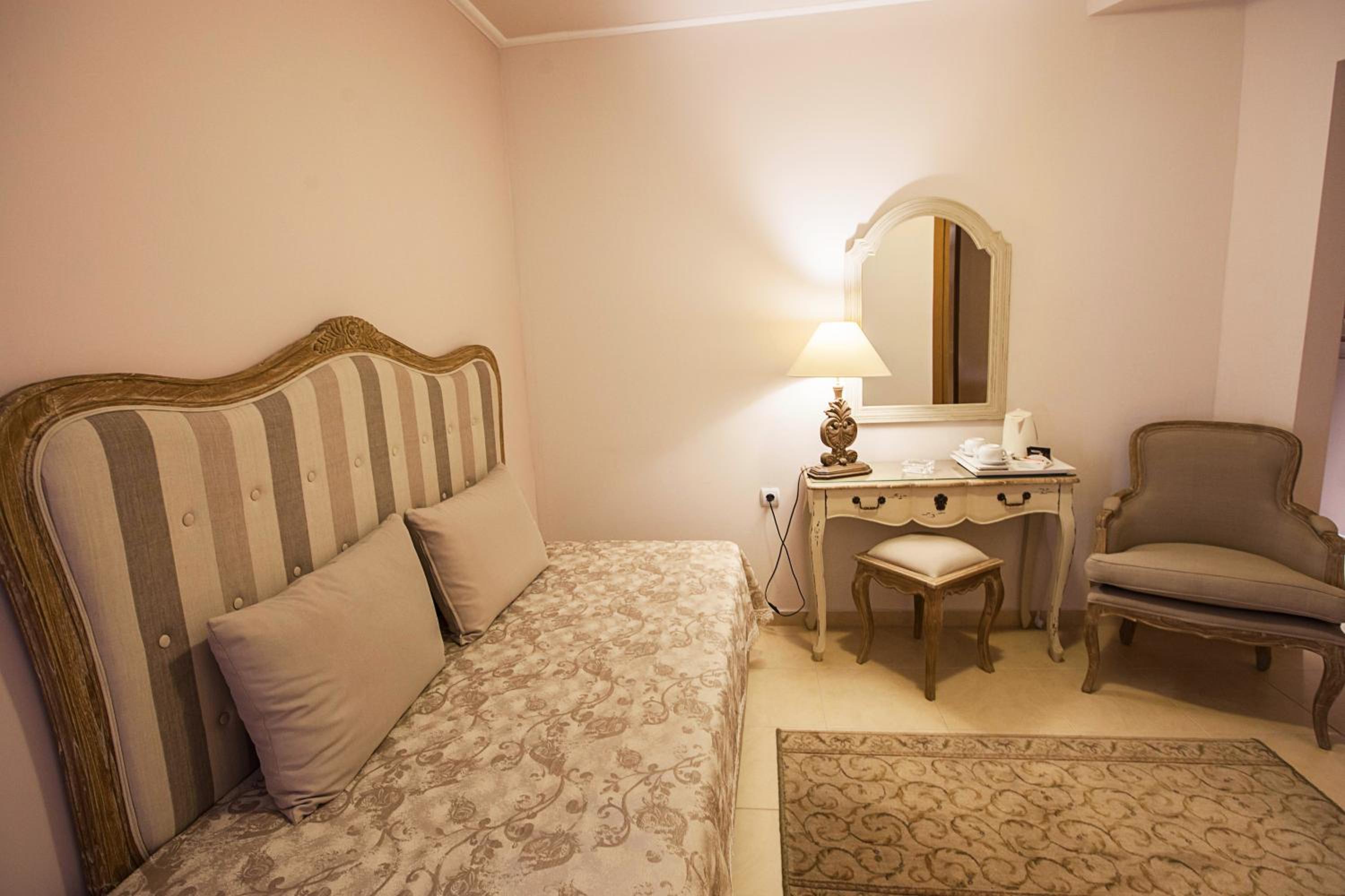 Family Suite - Photo 6