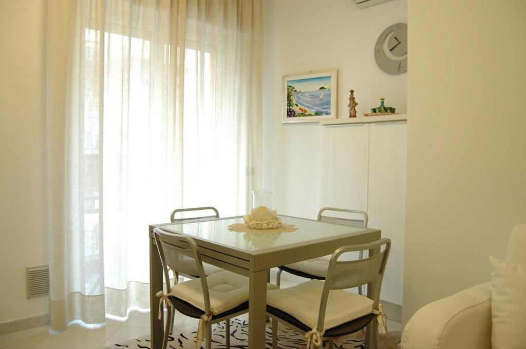 Apartment with Sea View photo 2