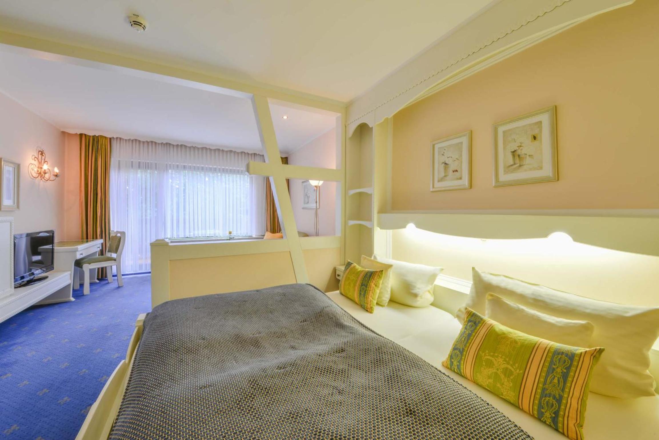 Double Room Type III - Photo 2