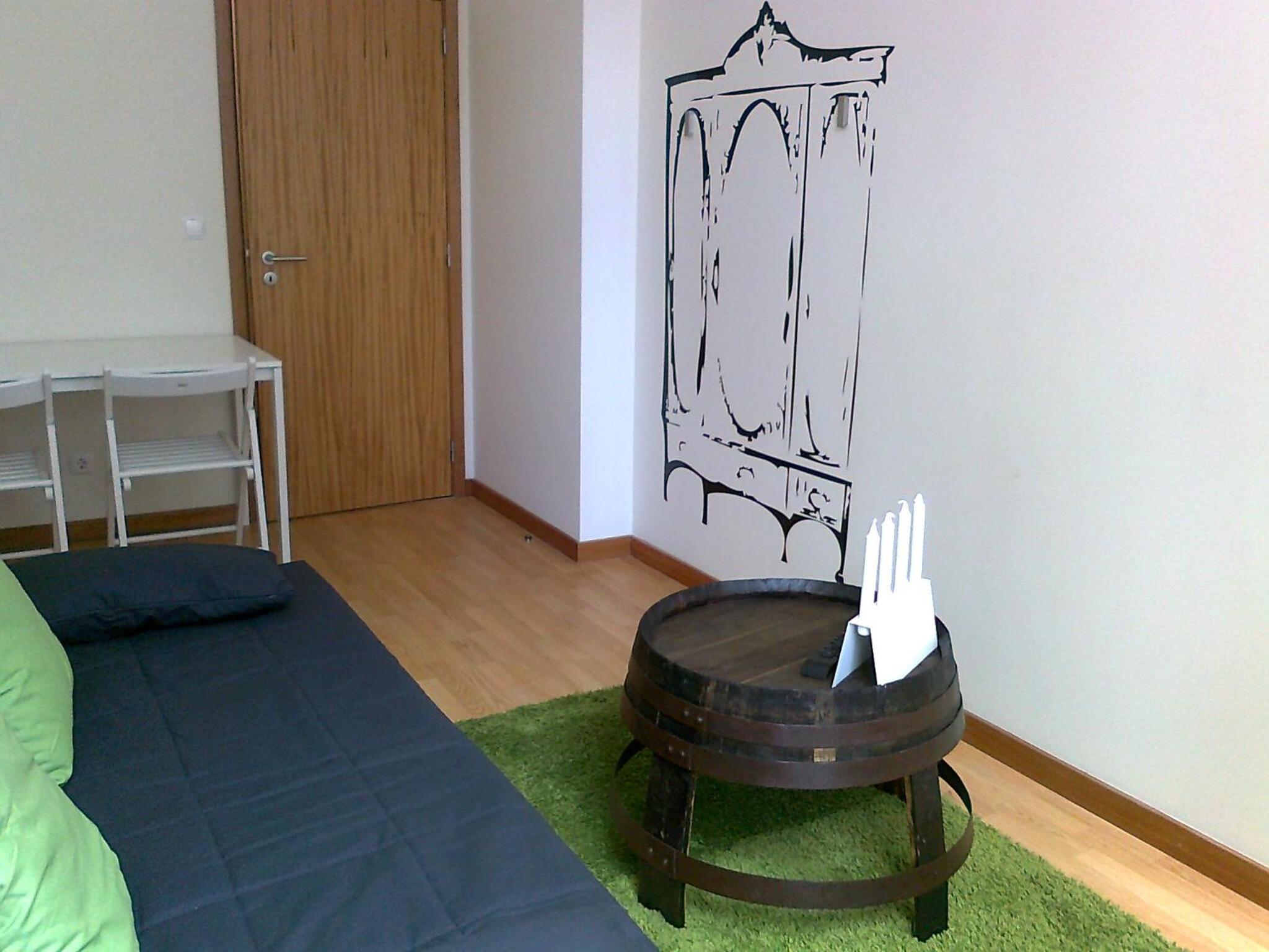 One-Bedroom Apartment (4 Adults) - Photo 4
