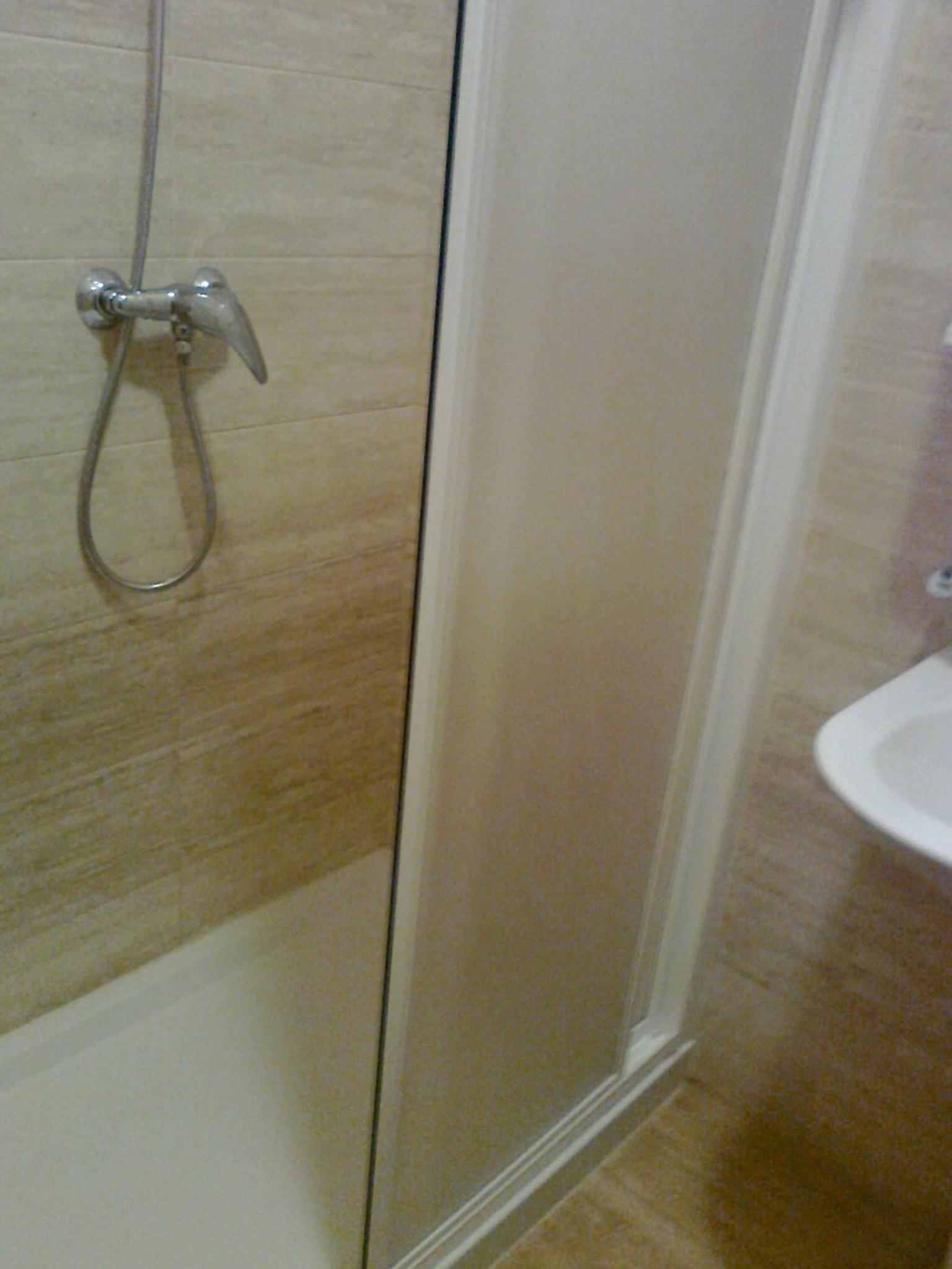 One-Bedroom Apartment (4 Adults) - Photo 5