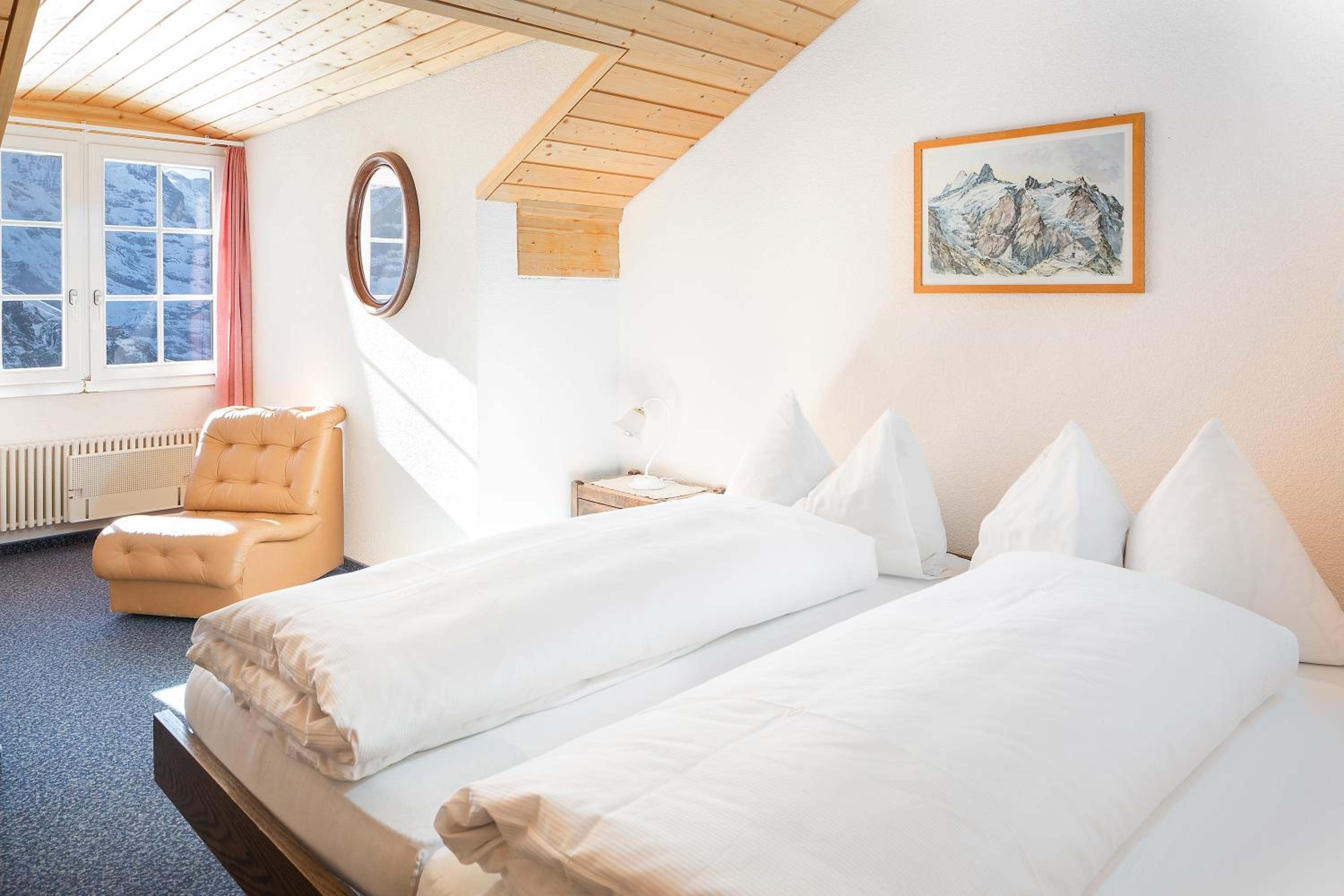 Double Room - Photo 9