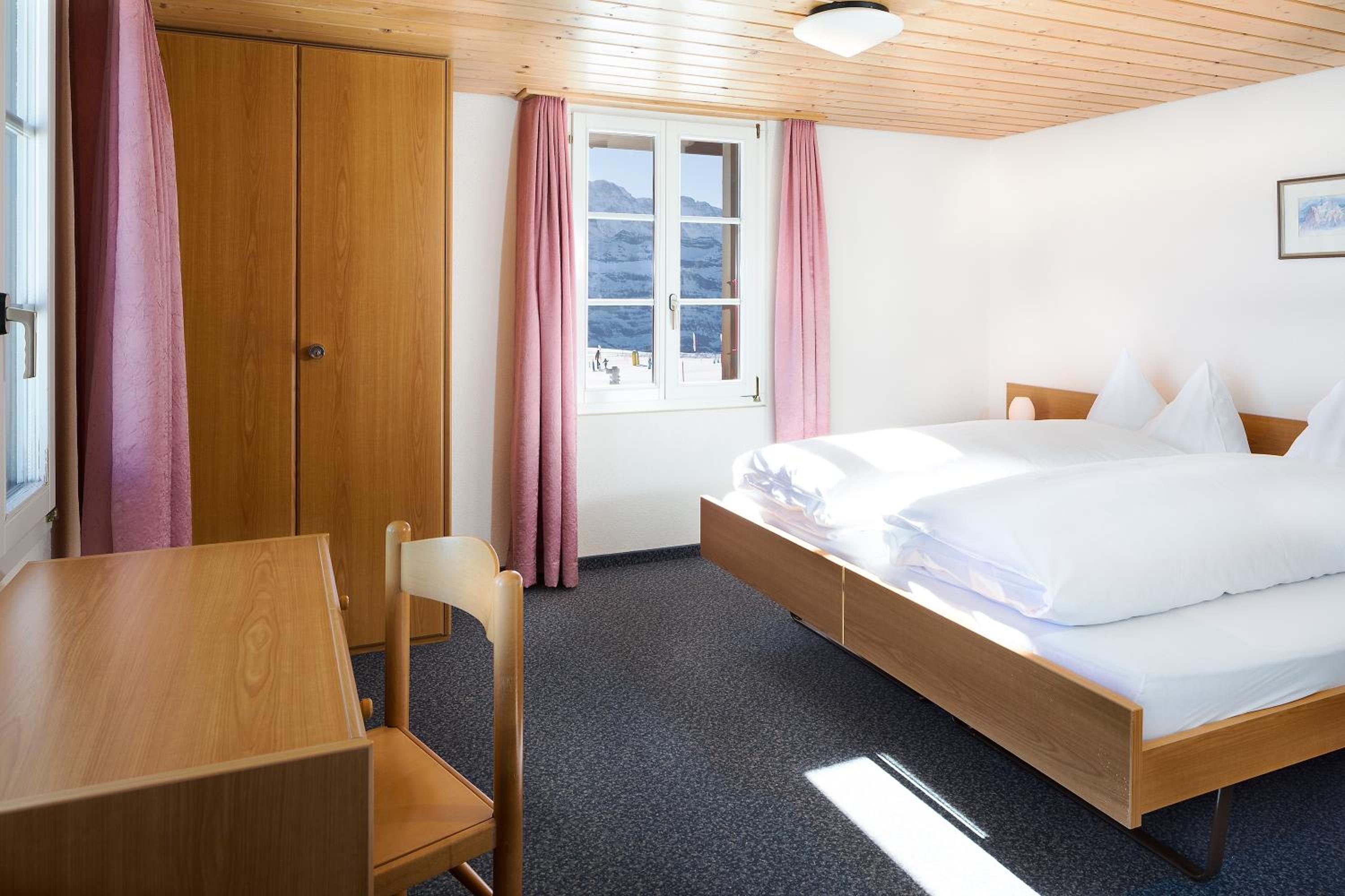 Double Room - Photo 8