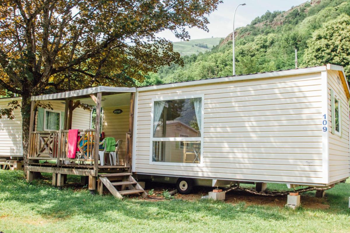 Mobile Home photo 3