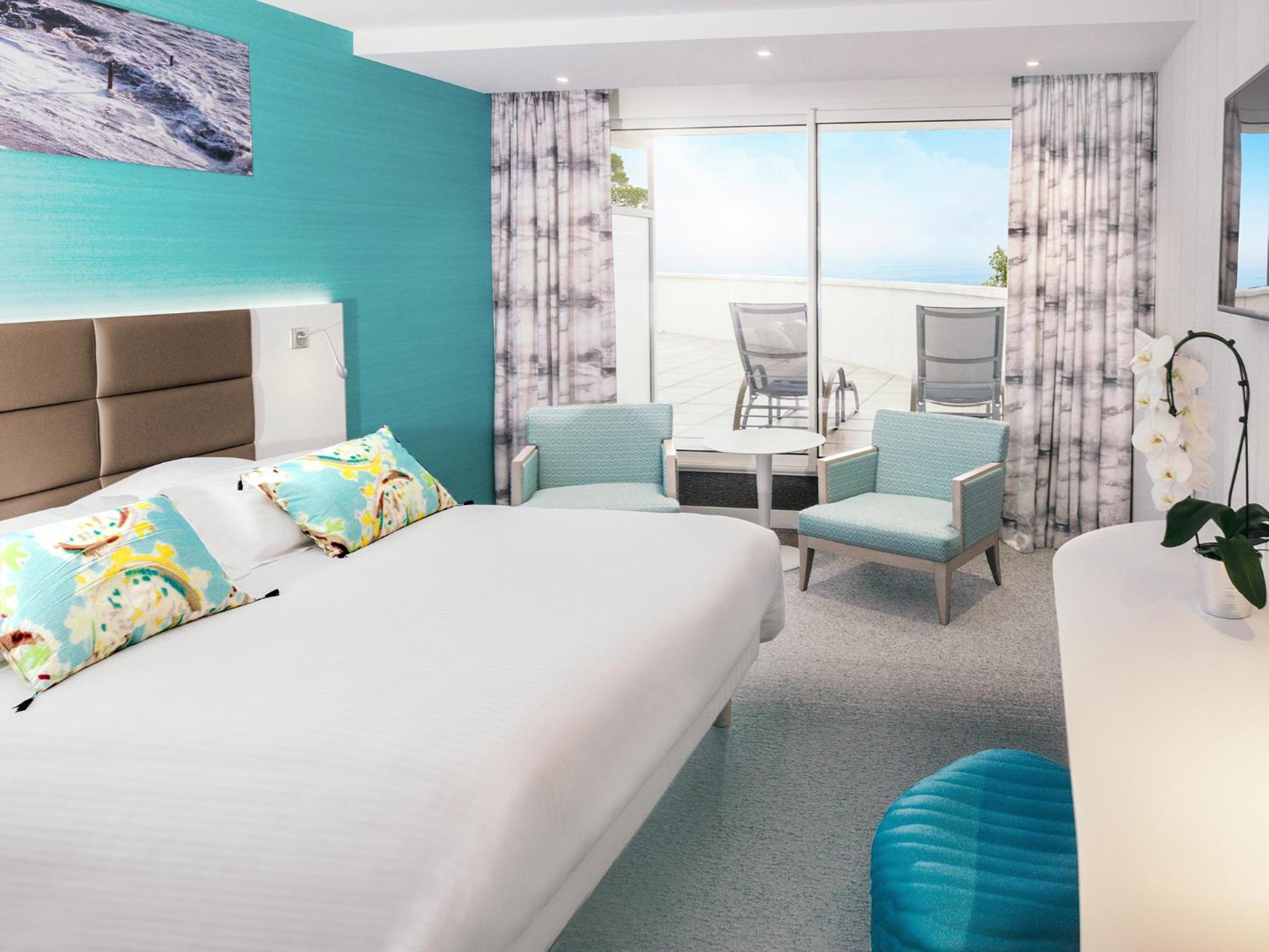 Double or Twin Room with Ocean View - Photo 1