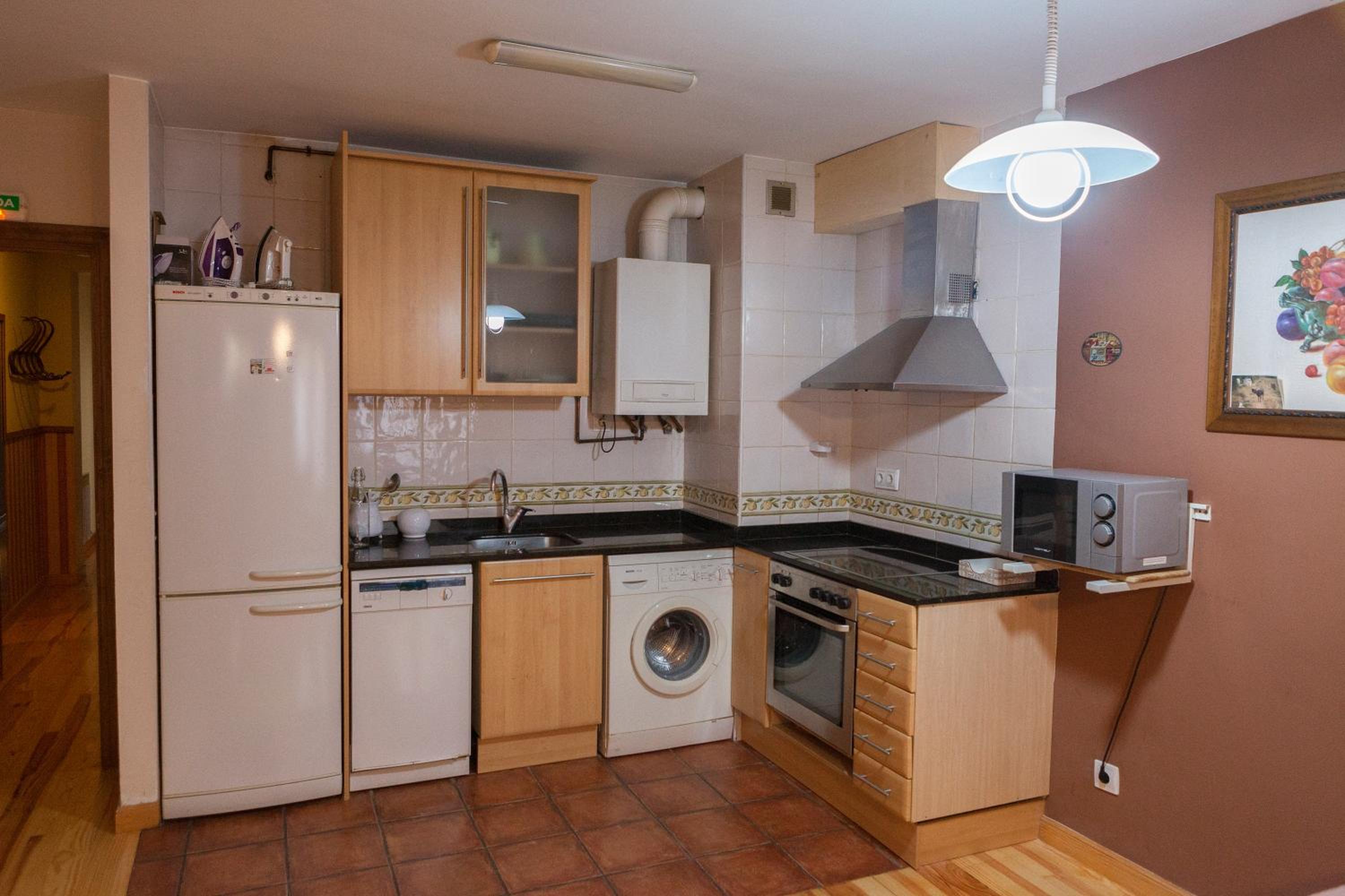 Apartment - Photo 16