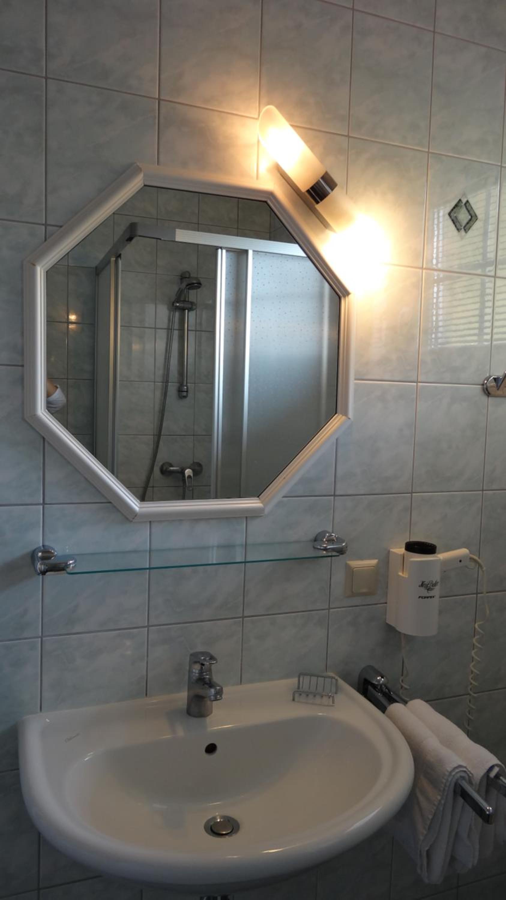 Double or Twin Room photo 2