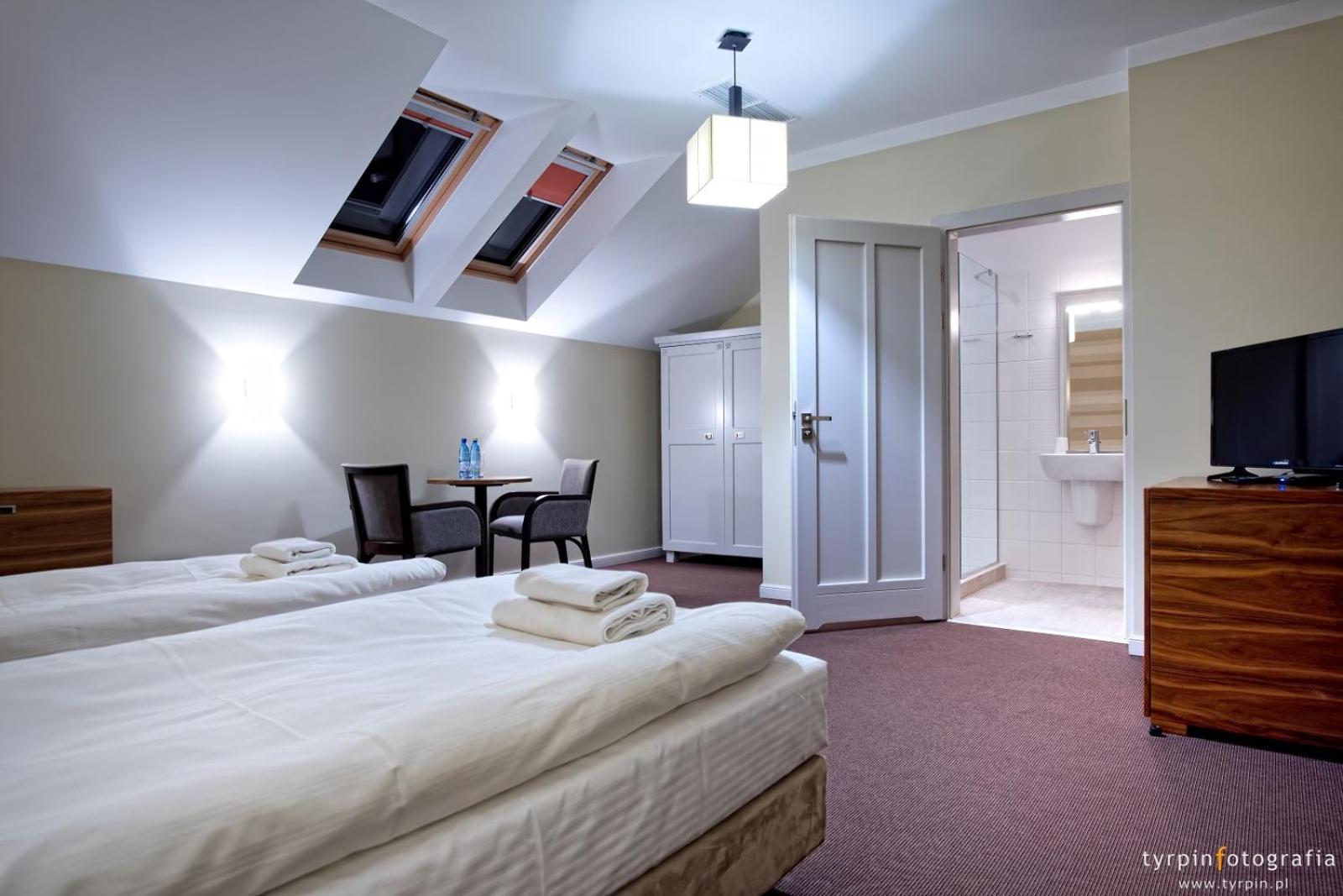 Double Room - Photo 4