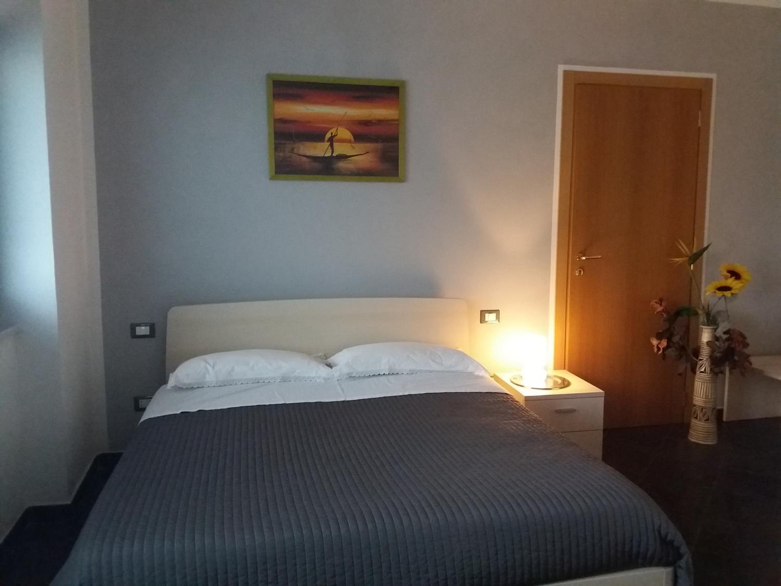 Deluxe Double Room with Balcony photo 1