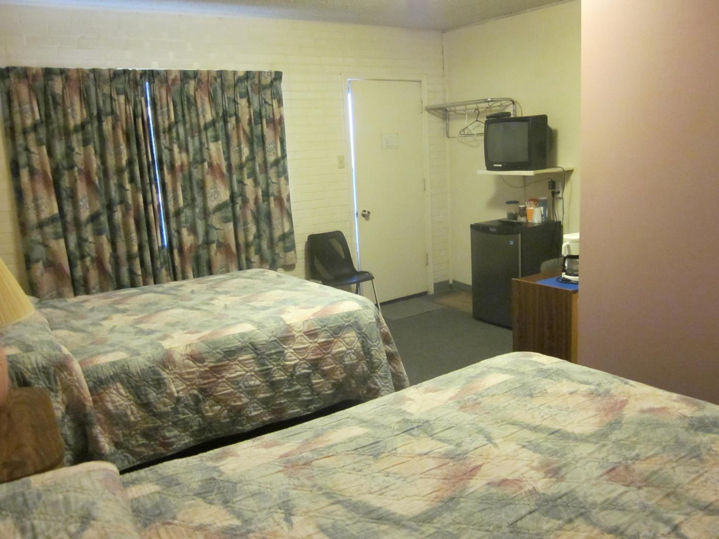 Deluxe Queen Room with Two Queen Beds - Photo 1