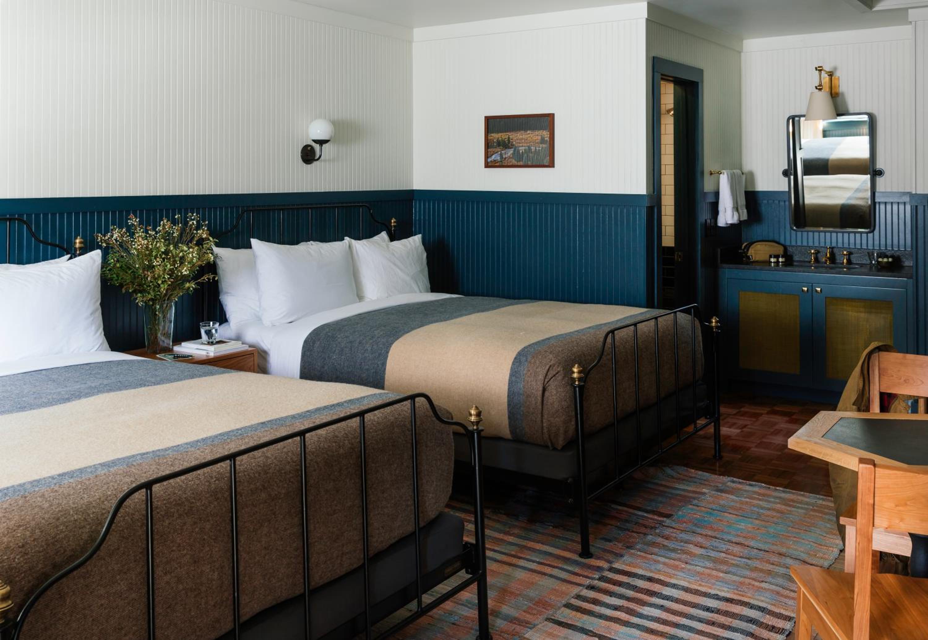 Standard Queen Room with Two Queen Beds - Photo 1