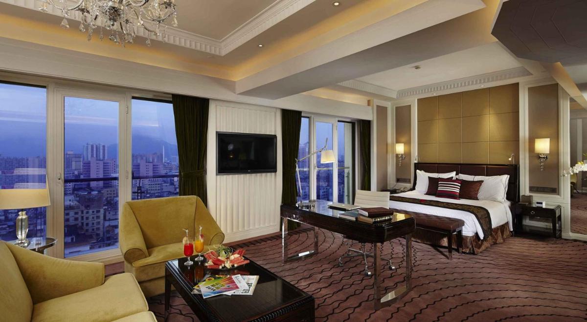 Executive Business Suite photo 1