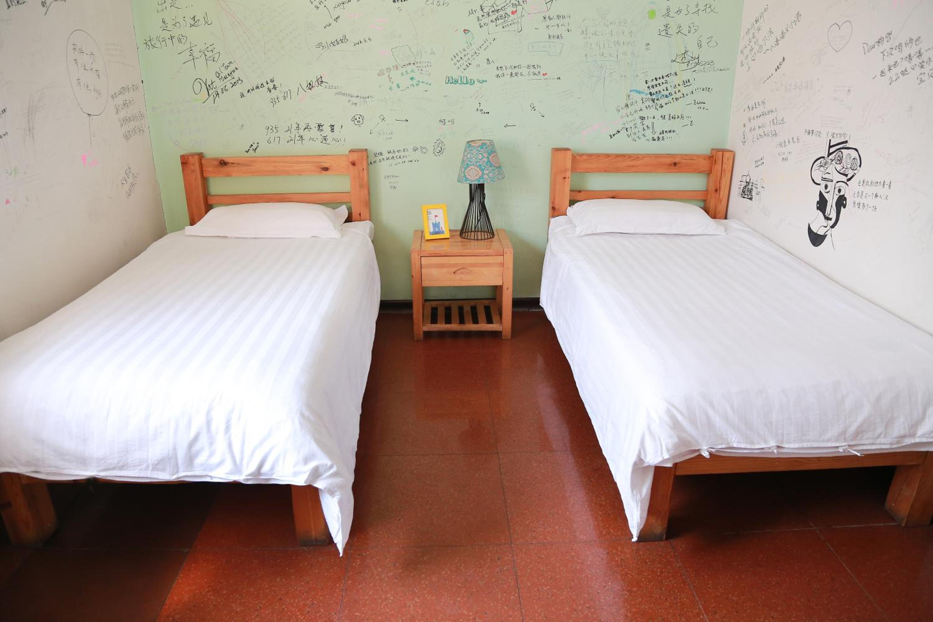 Standard Twin Room photo 2