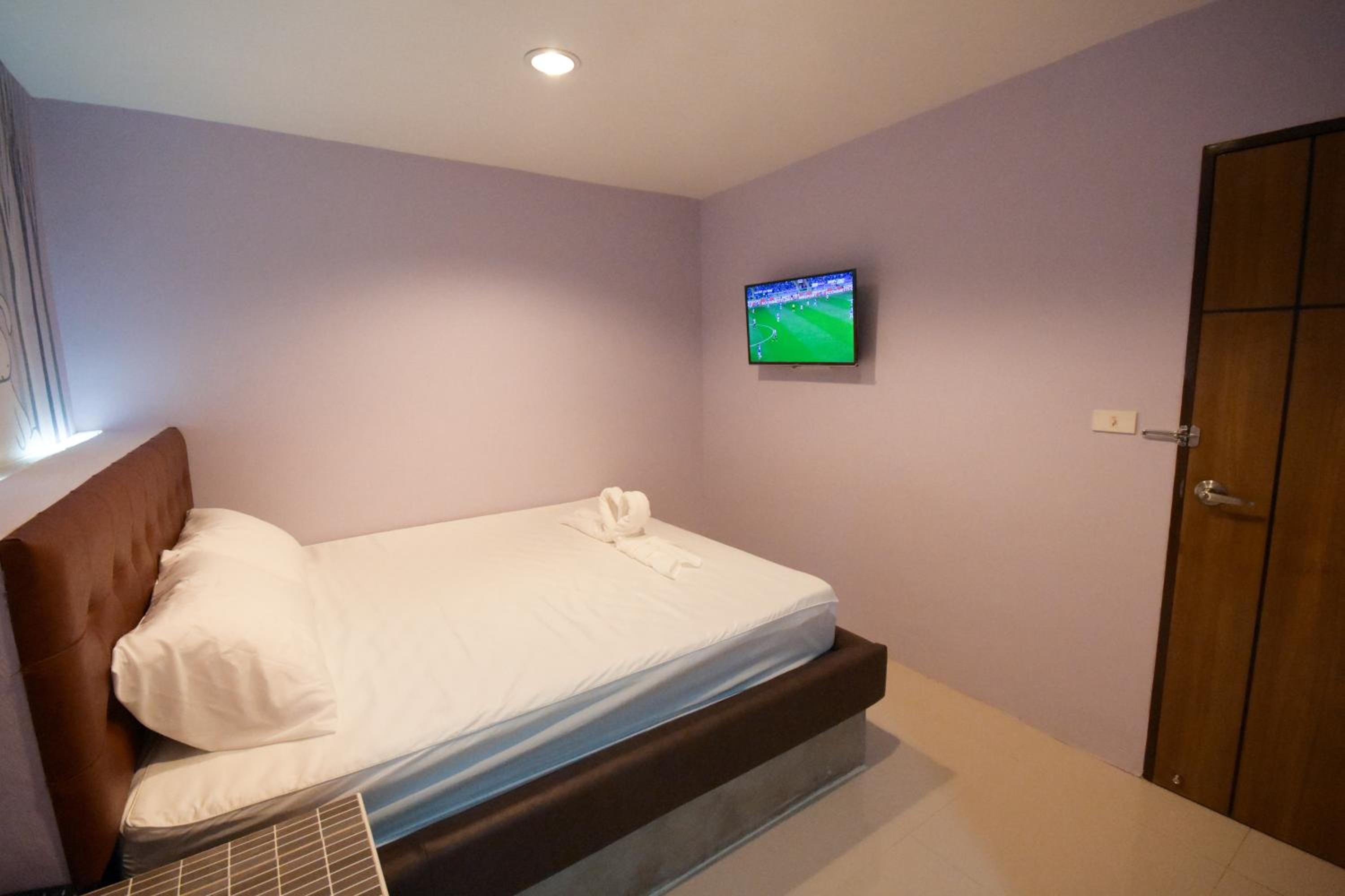 Budget Double Room photo 1