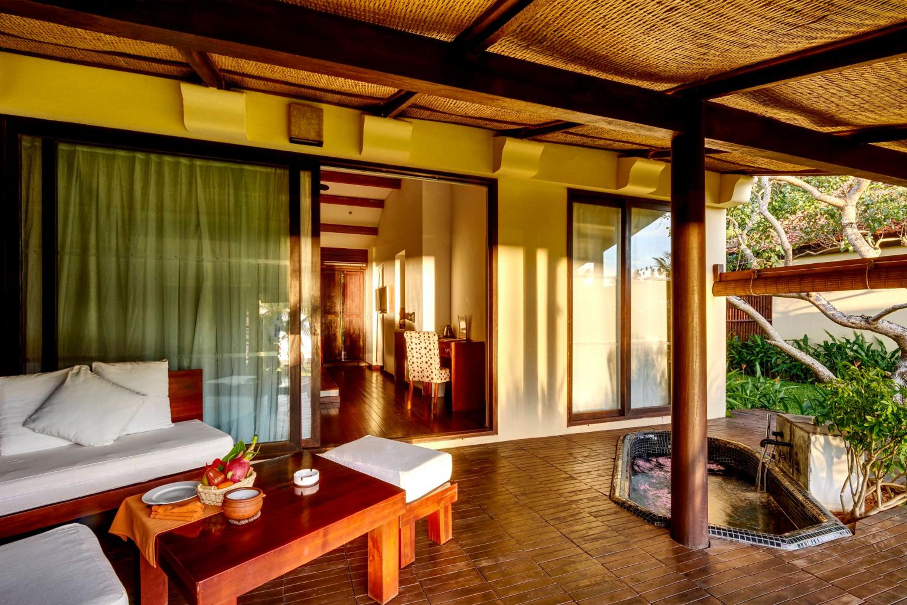 Villa with Sea View - Photo 7
