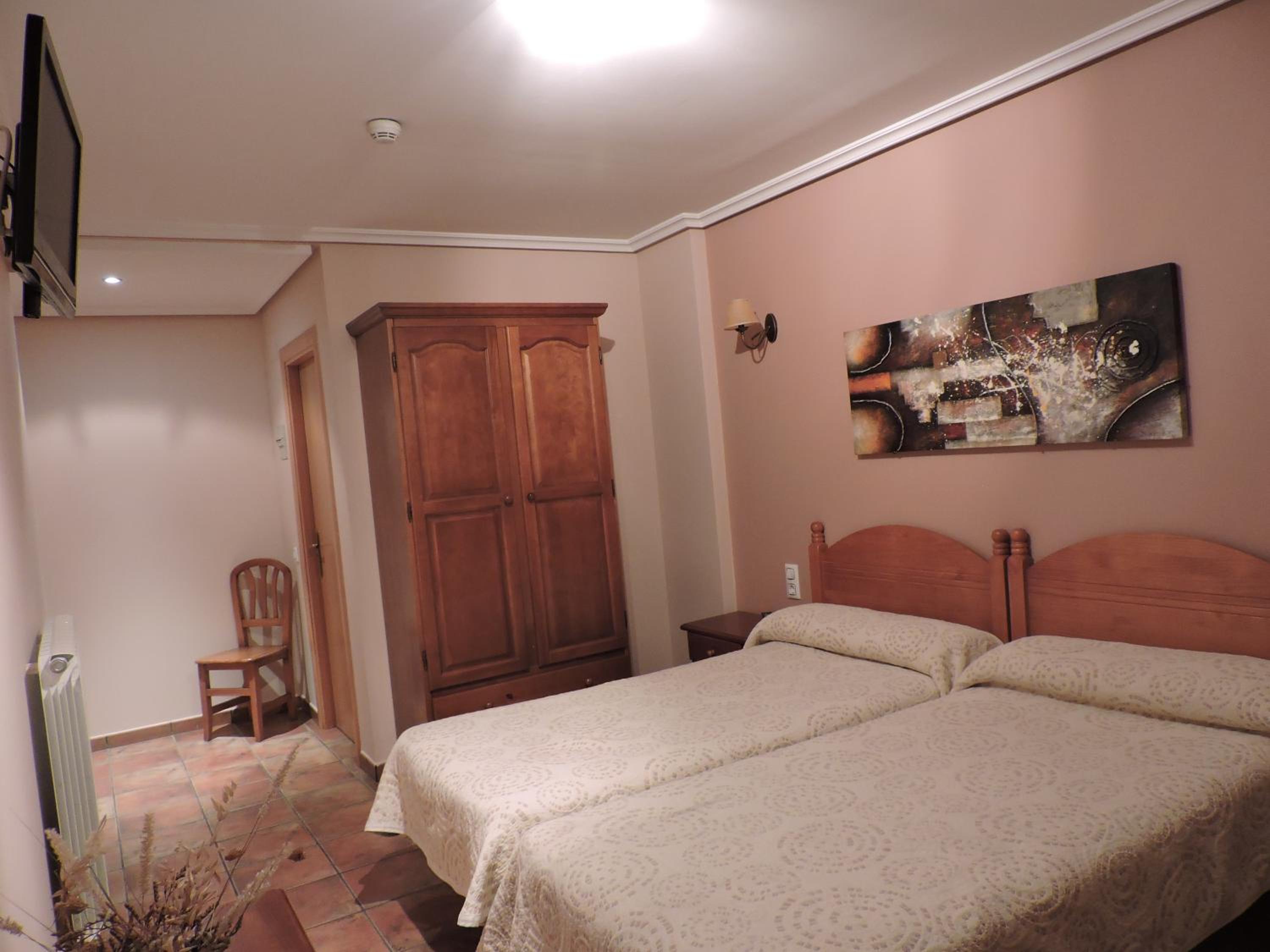 Habitación Doble con Baño Privado