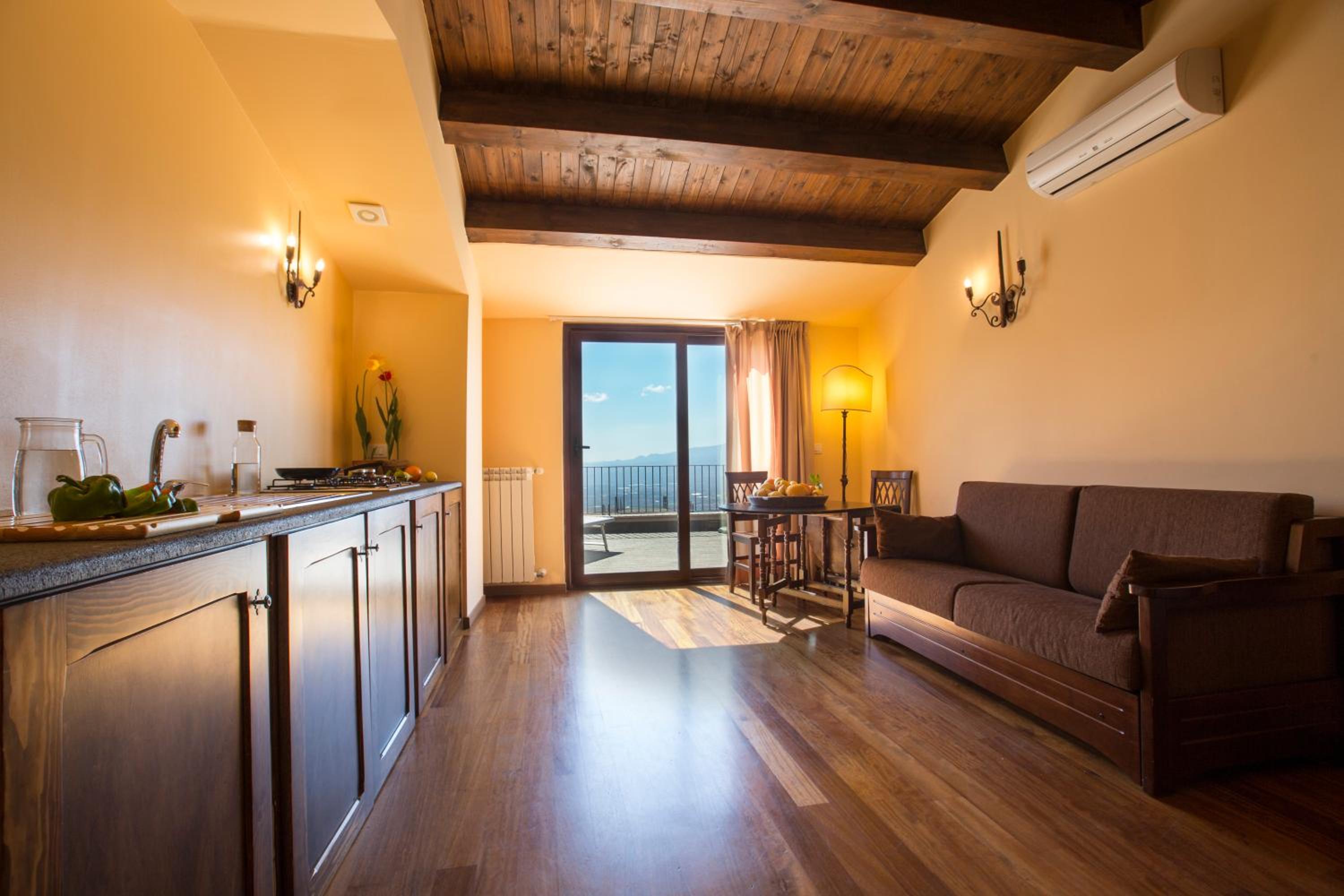 One-Bedroom Suite (4 Adults)