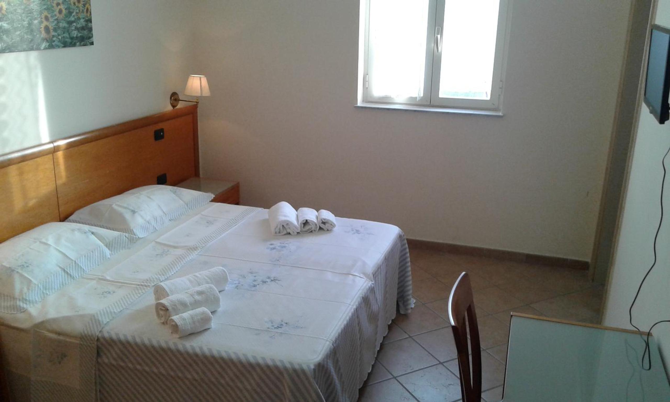 Standard Twin Room