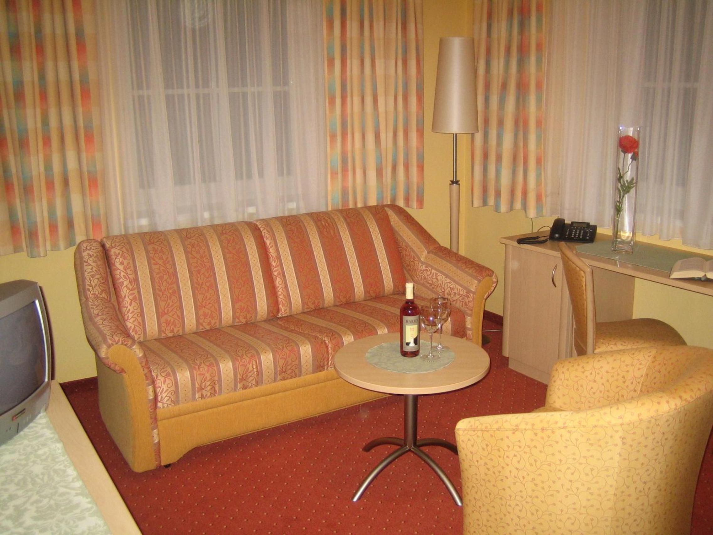 One-Bedroom Suite photo 1