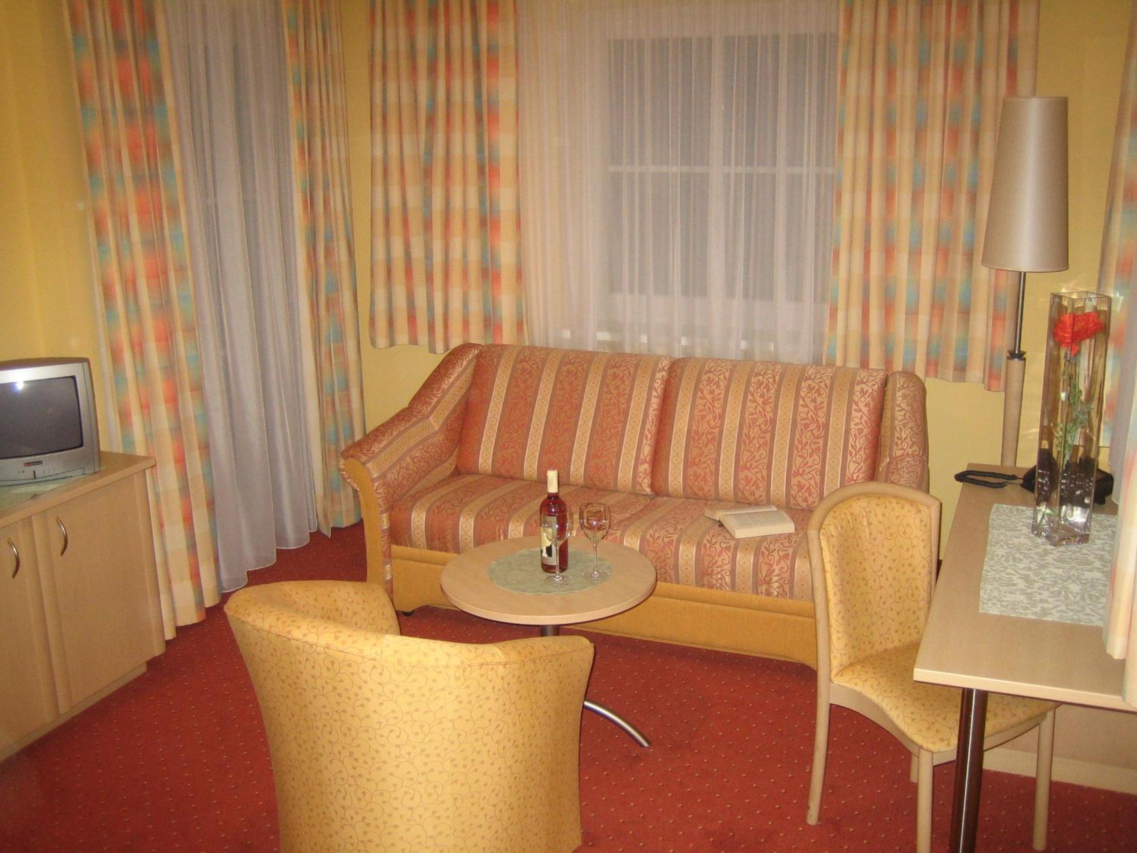 One-Bedroom Suite photo 3