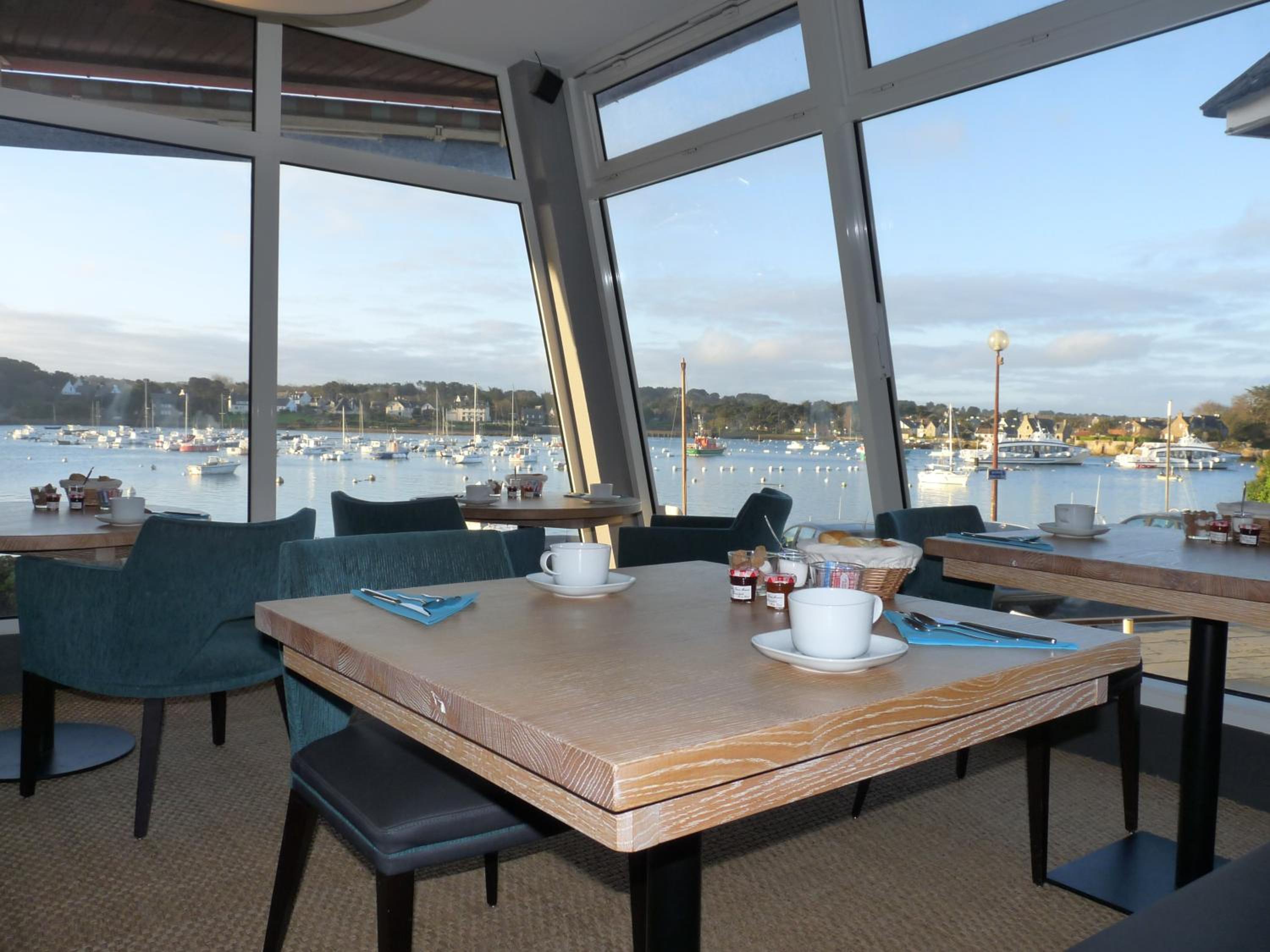 Classic Room with Sea View - Photo 8