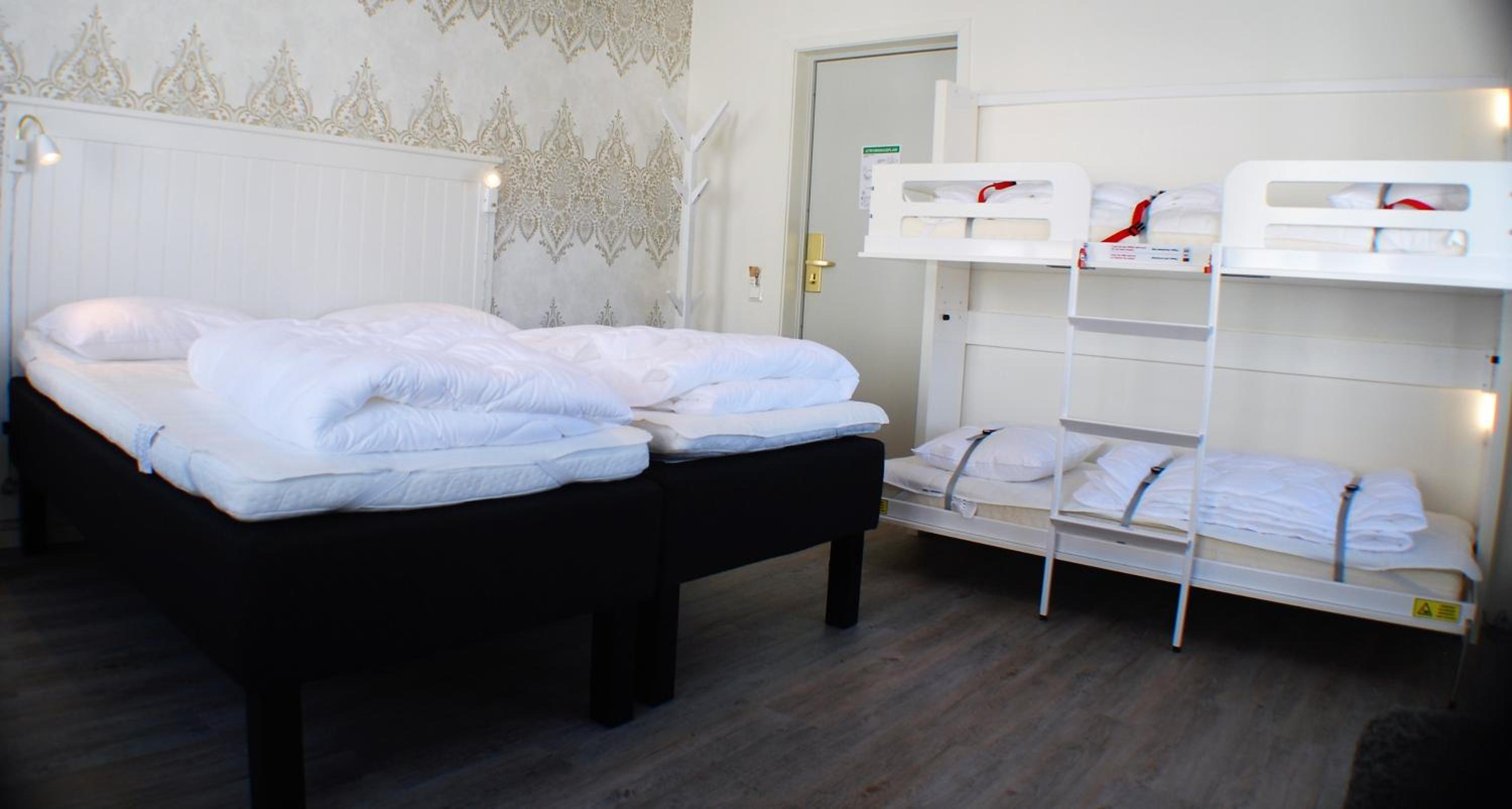 Premium Quadruple Room - Photo 5
