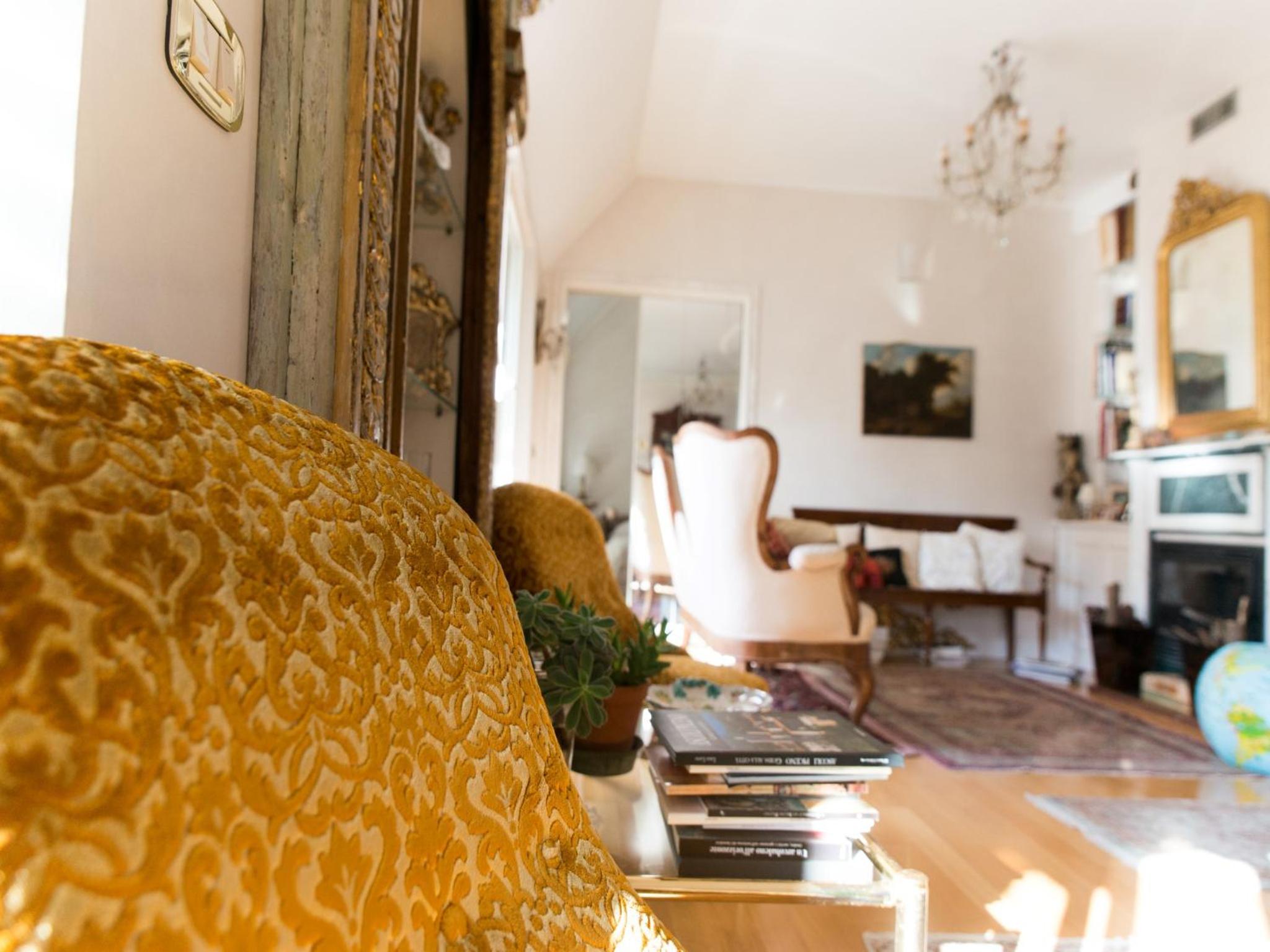 Deluxe Double Room with Private Bathroom photo 3