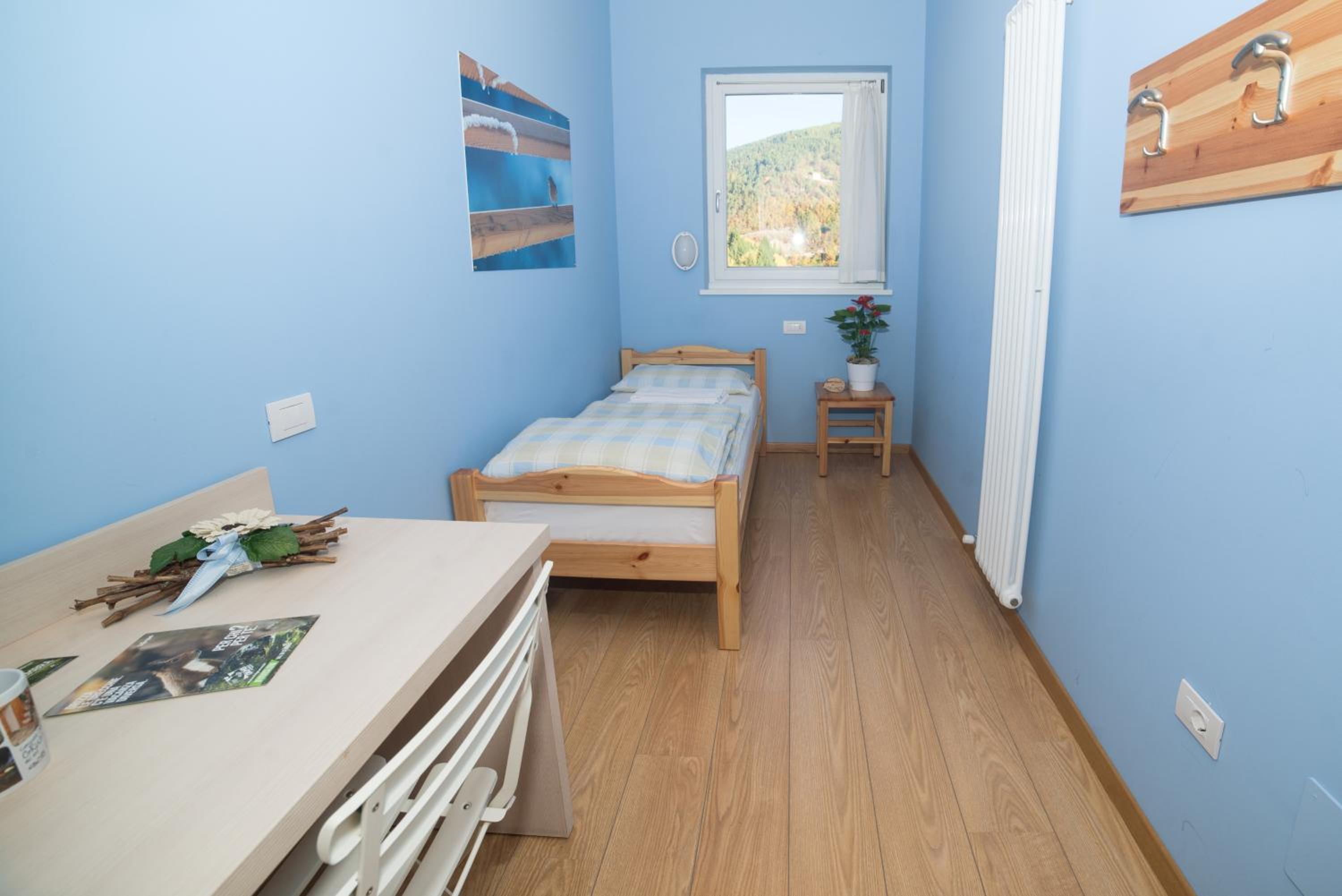 Single Room with Private Bathroom