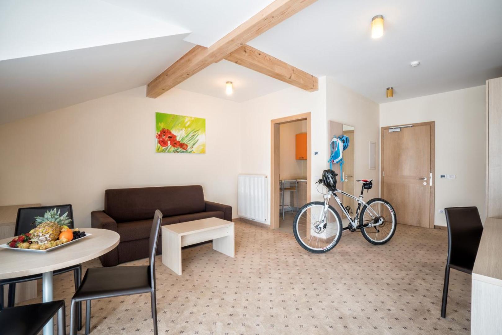Superior Double Room with Balcony photo 2