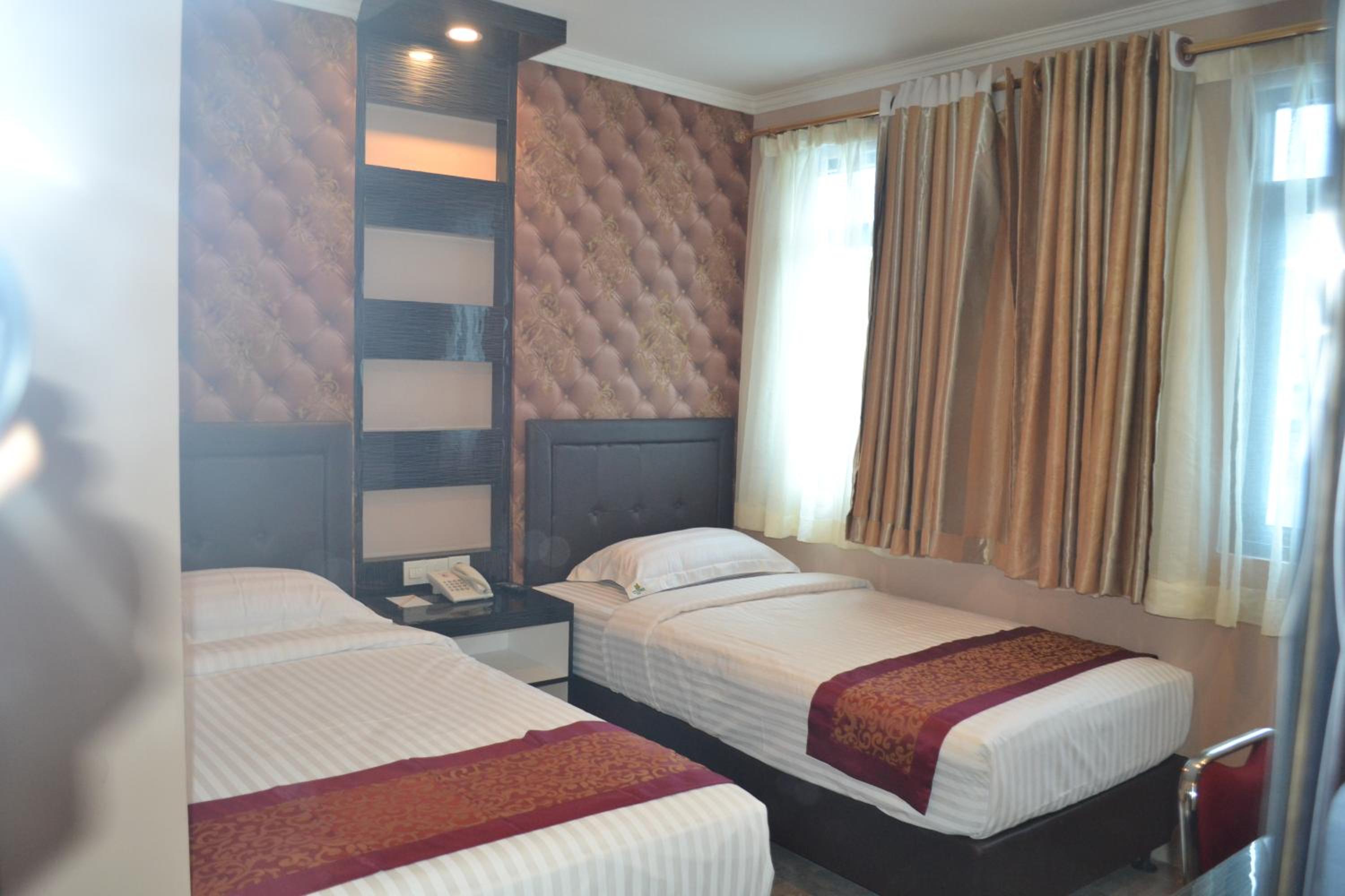 Deluxe Twin Room - Photo 1