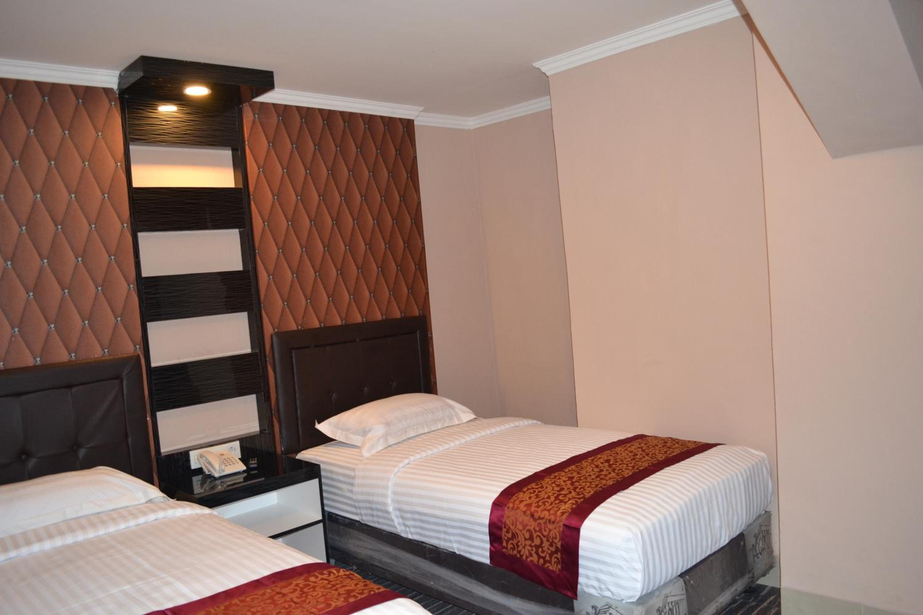 Superior Twin Room - Photo 1