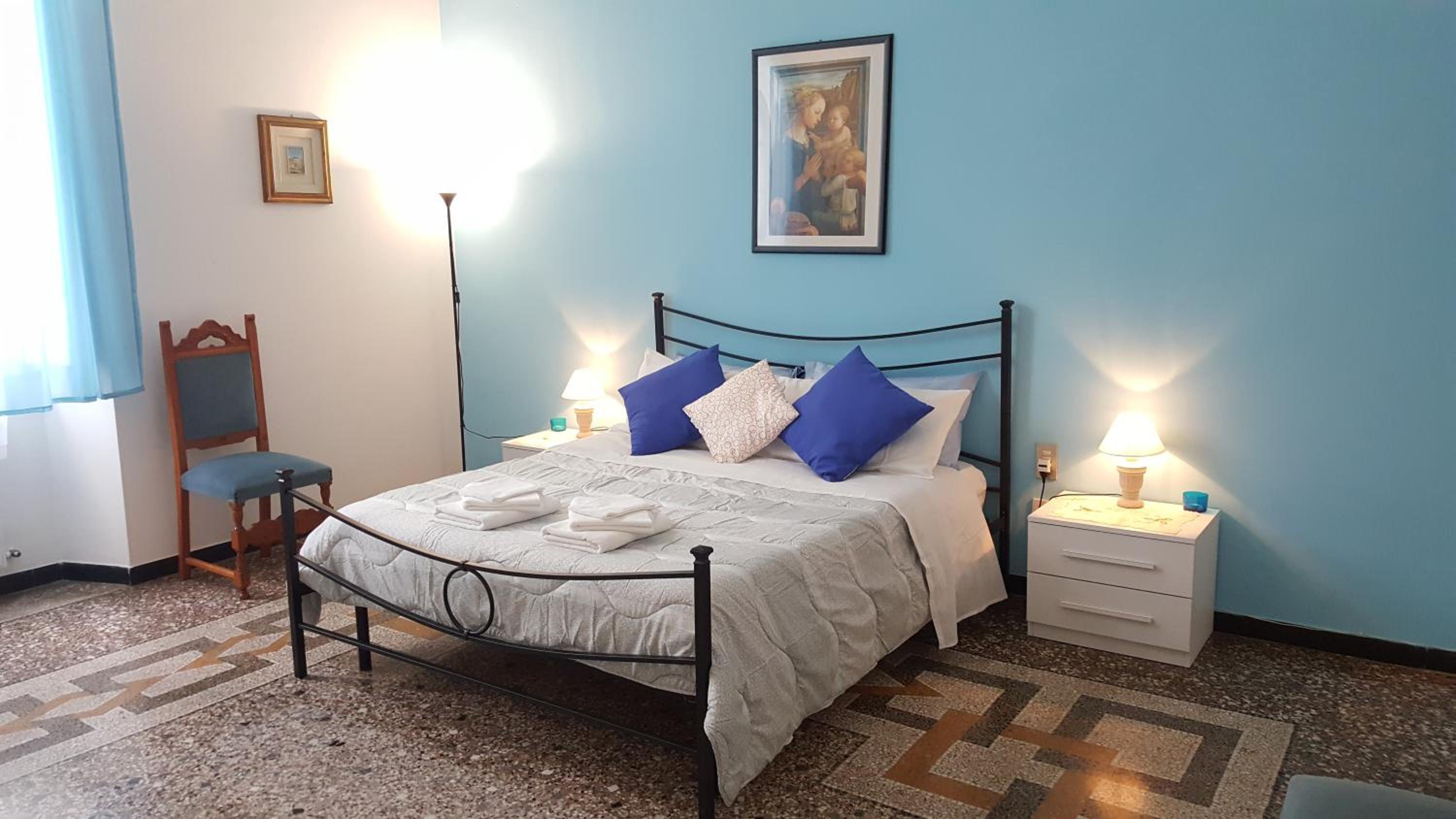 Queen Room with Garden View