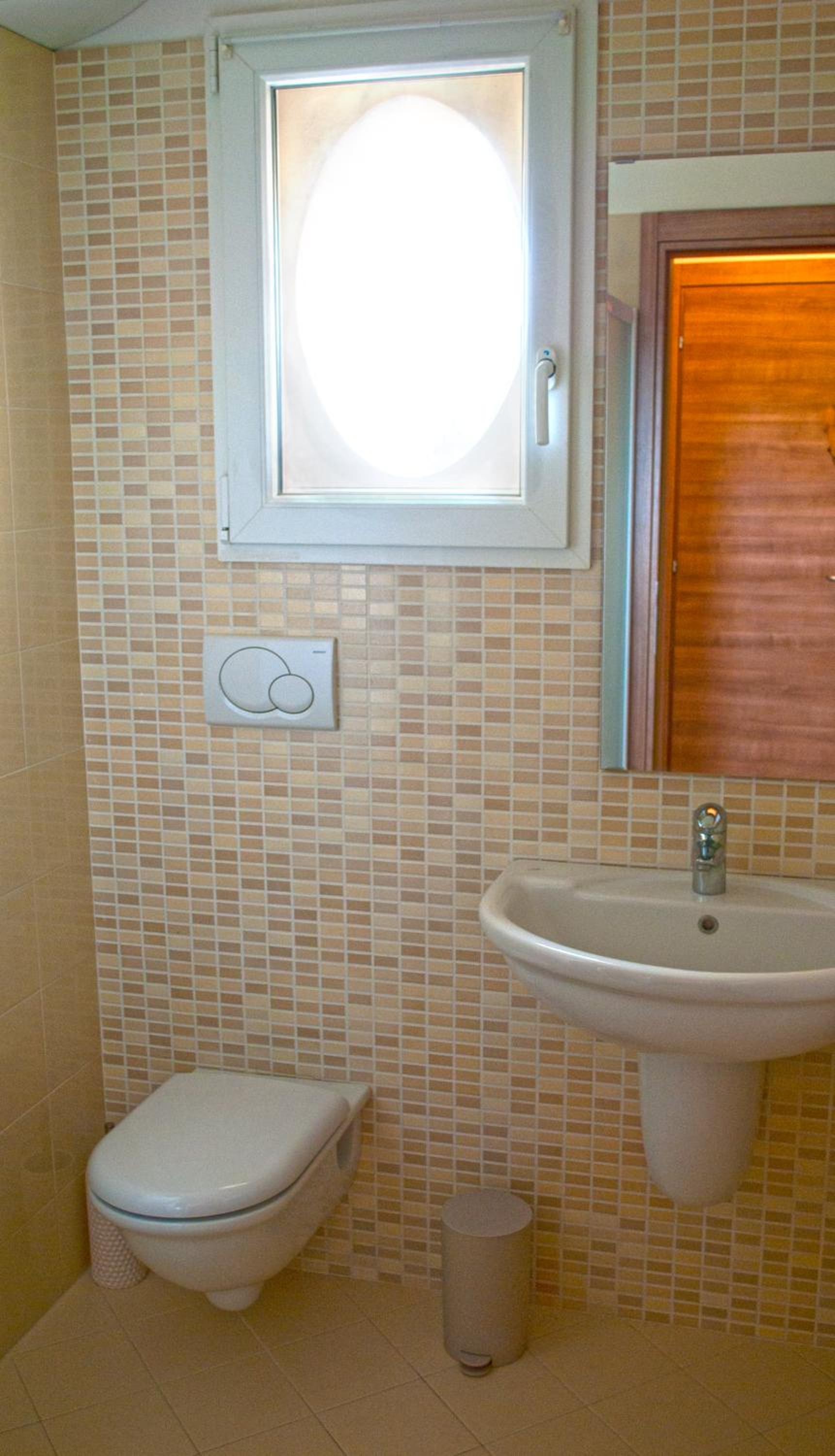 Studio Apartment - Photo 4
