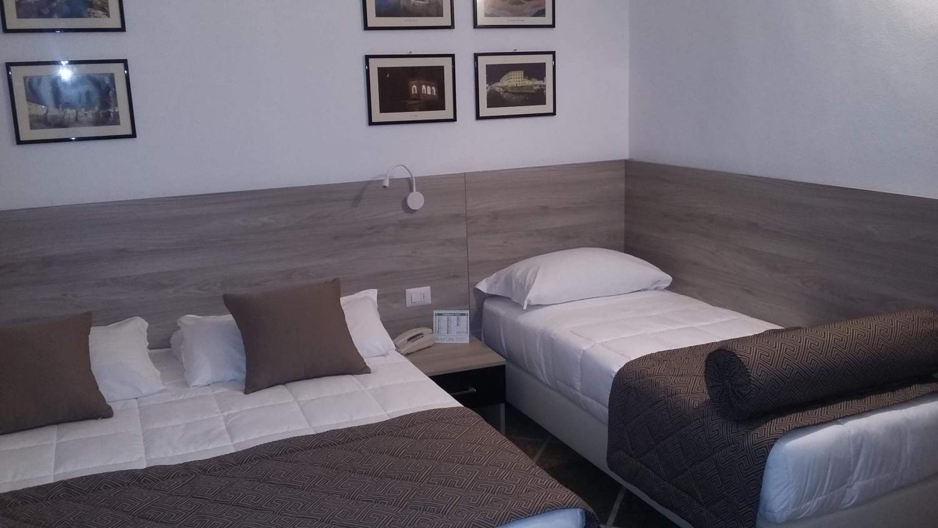 Double Room with Extra Bed photo 3