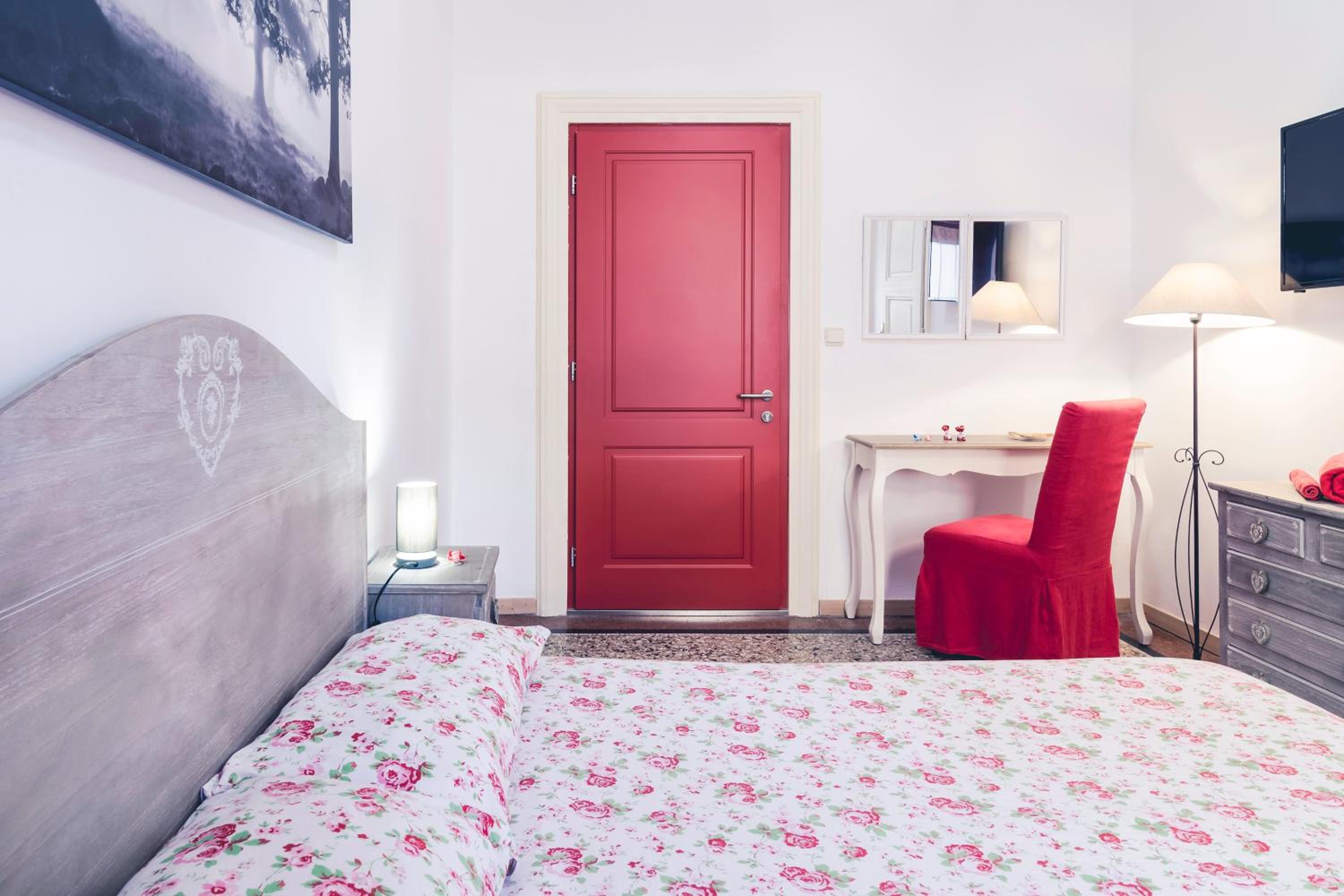 Deluxe Double or Twin Room photo 1