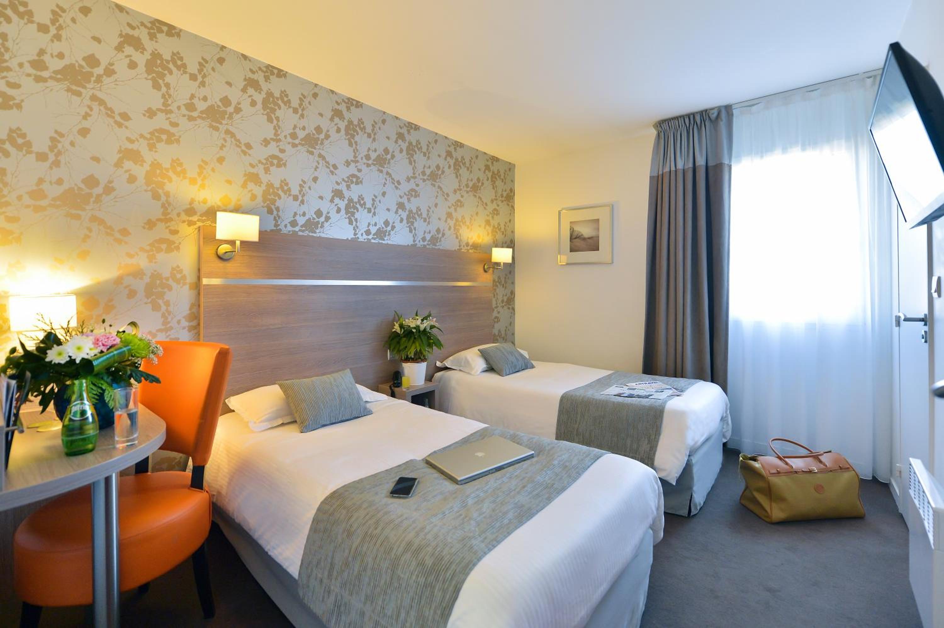 Twin Room - Photo 6