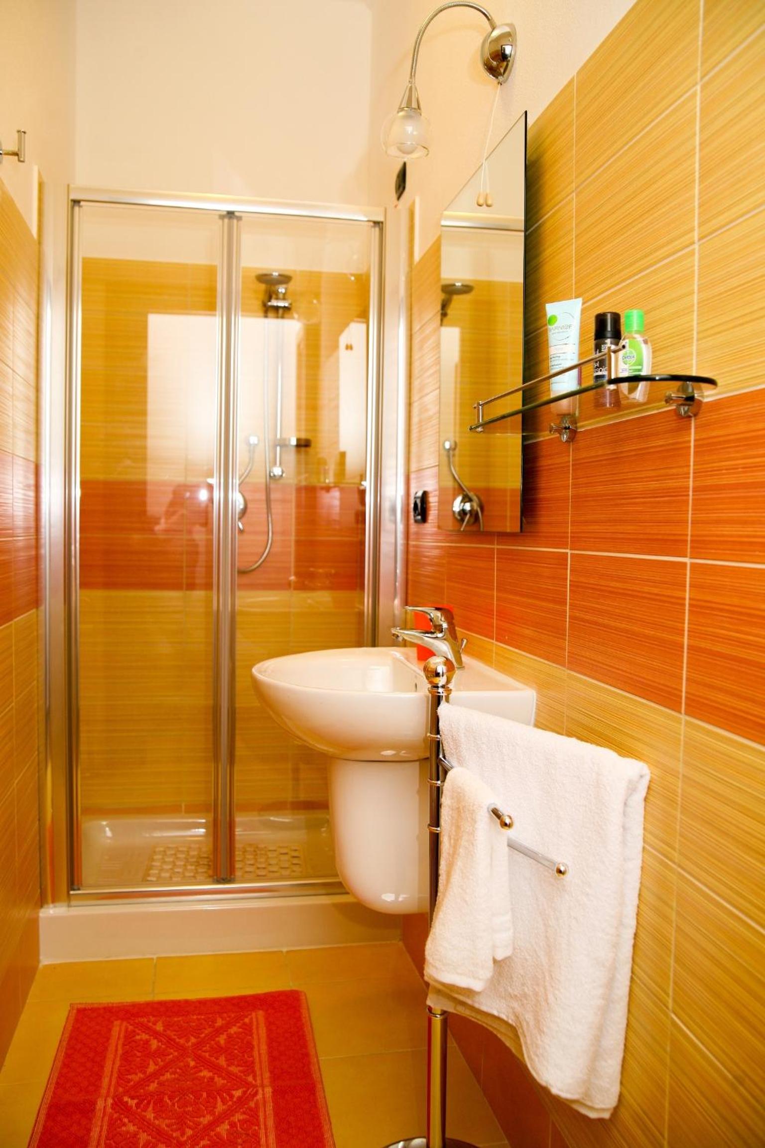 Classic Triple Room photo 2