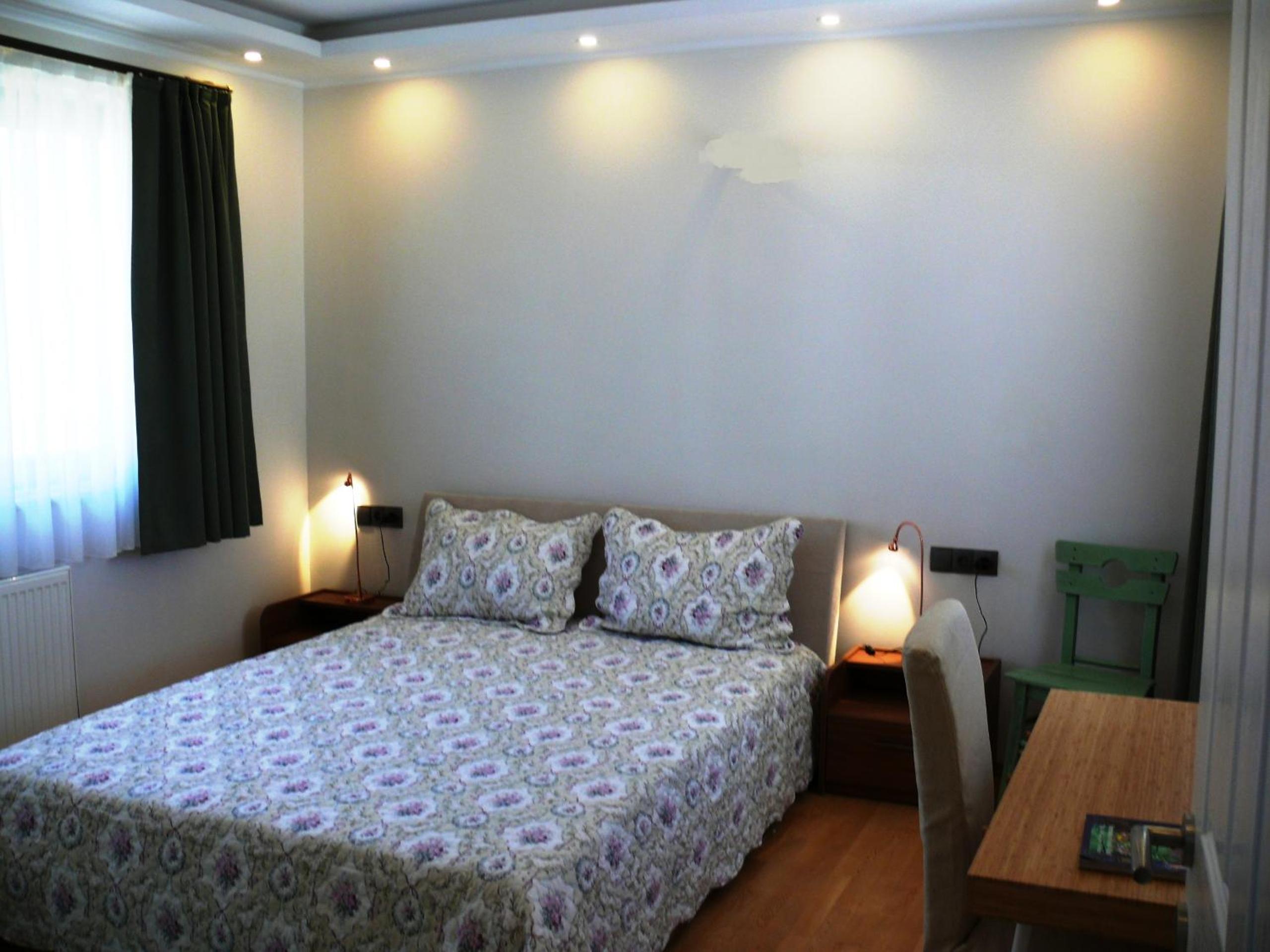 Three-Bedroom Apartment photo 1