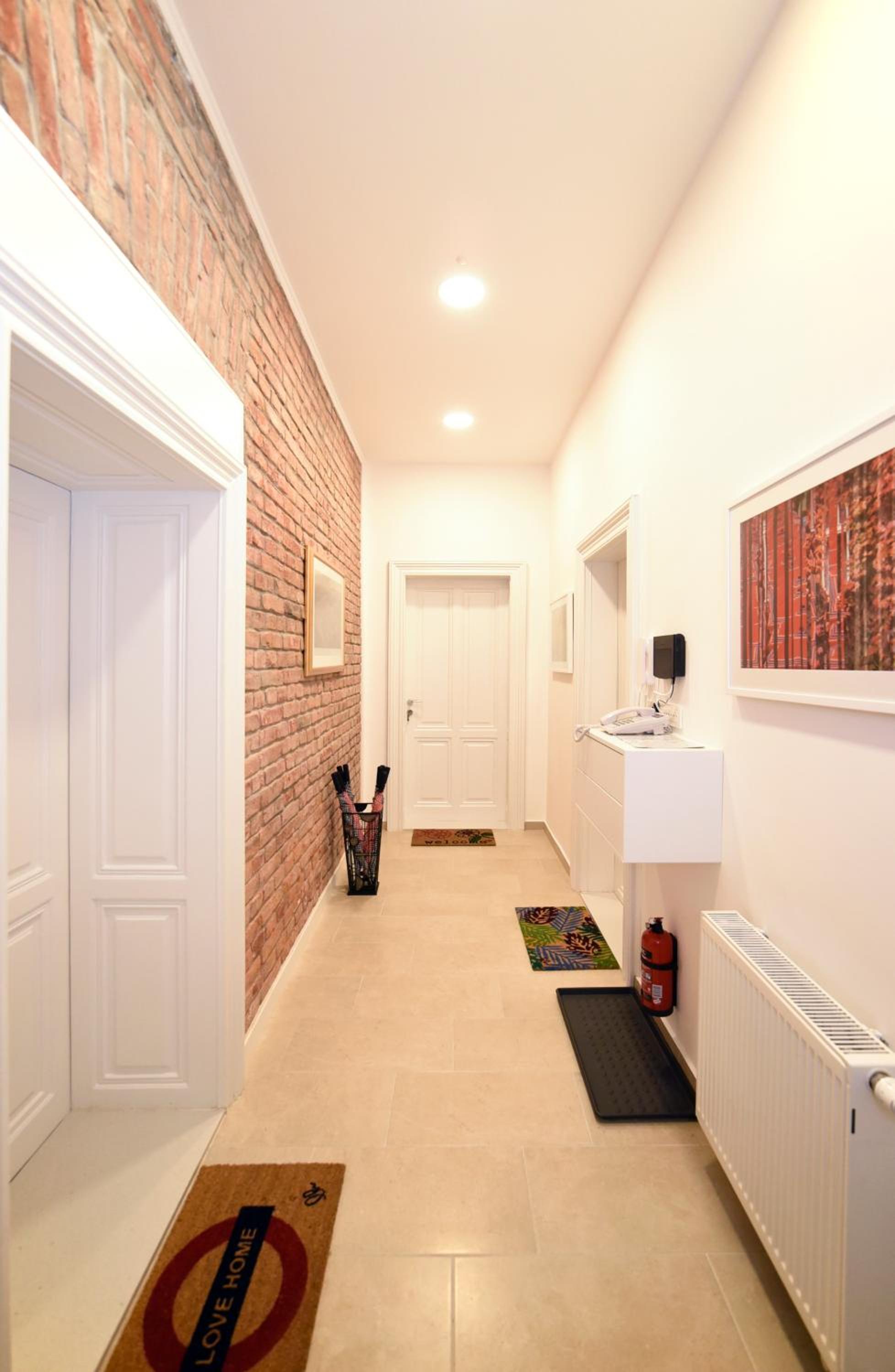 Studio Apartment - Photo 10