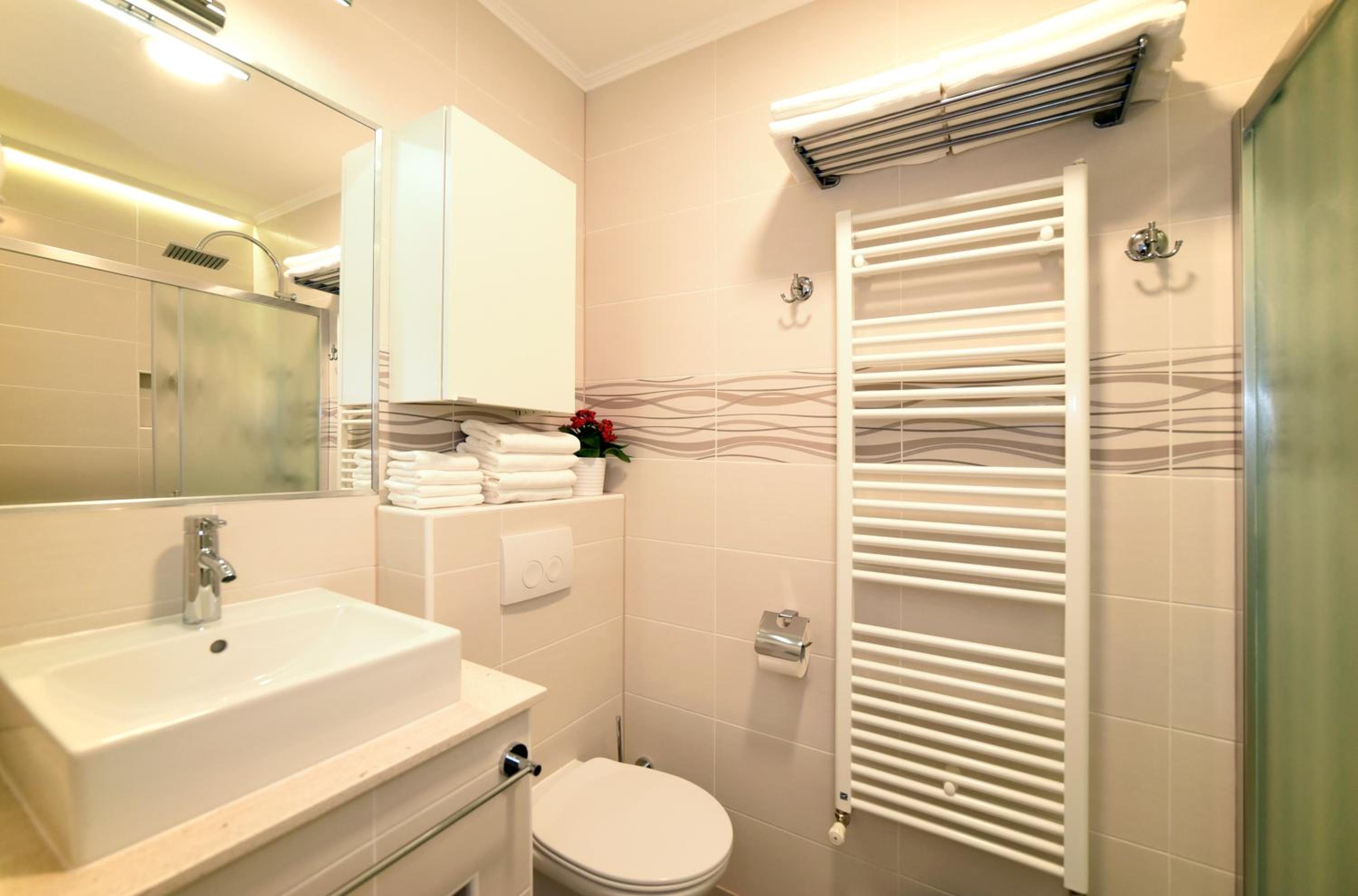 Studio Apartment - Photo 5