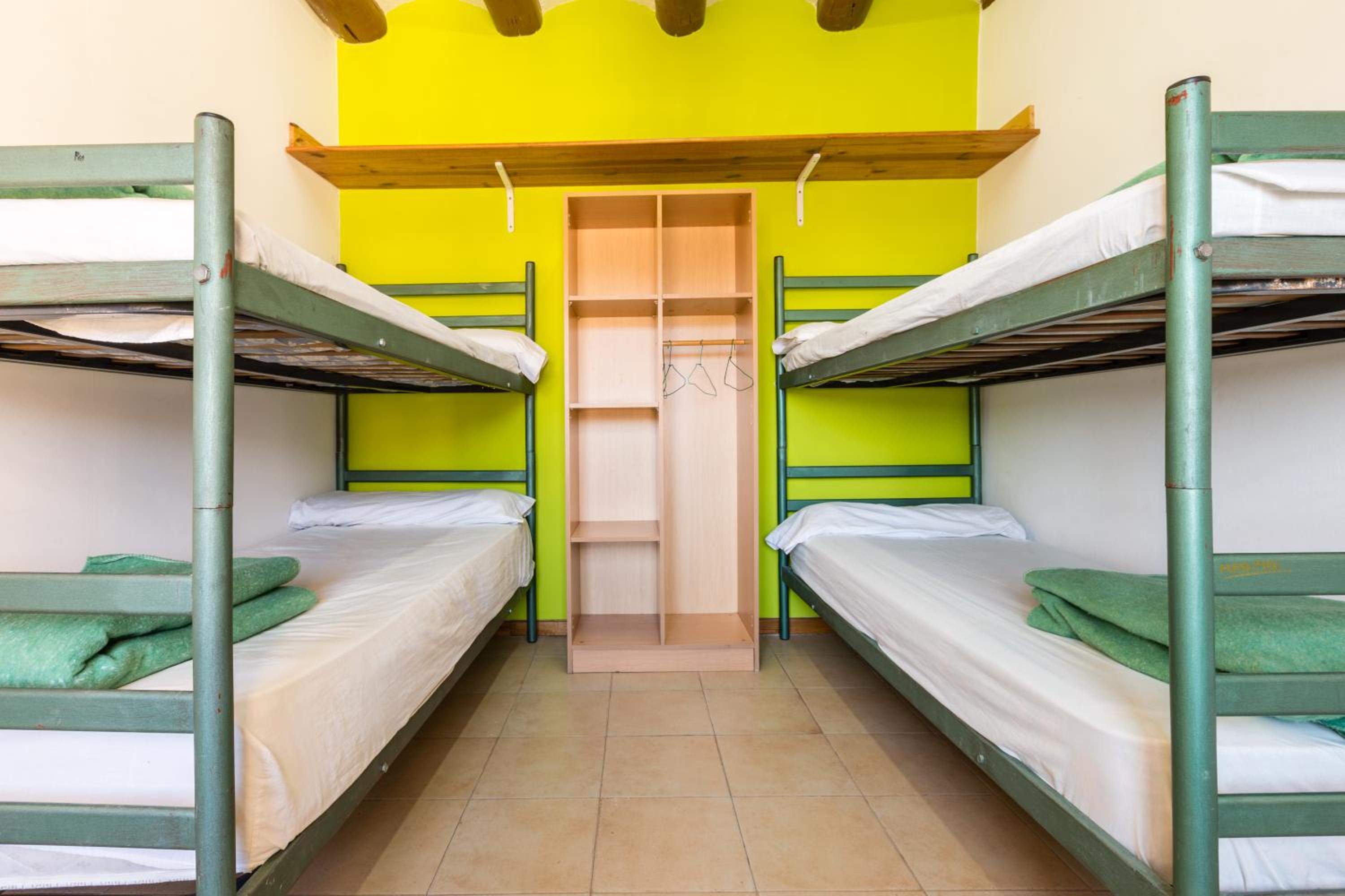 Quadruple Room with Balcony photo 3