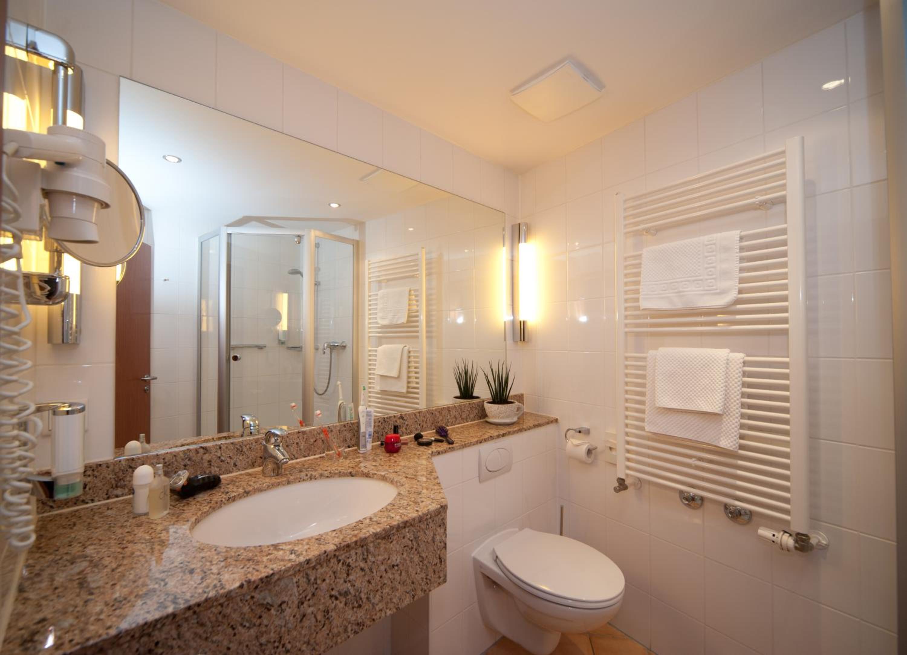 Standard Double Room - Photo 2