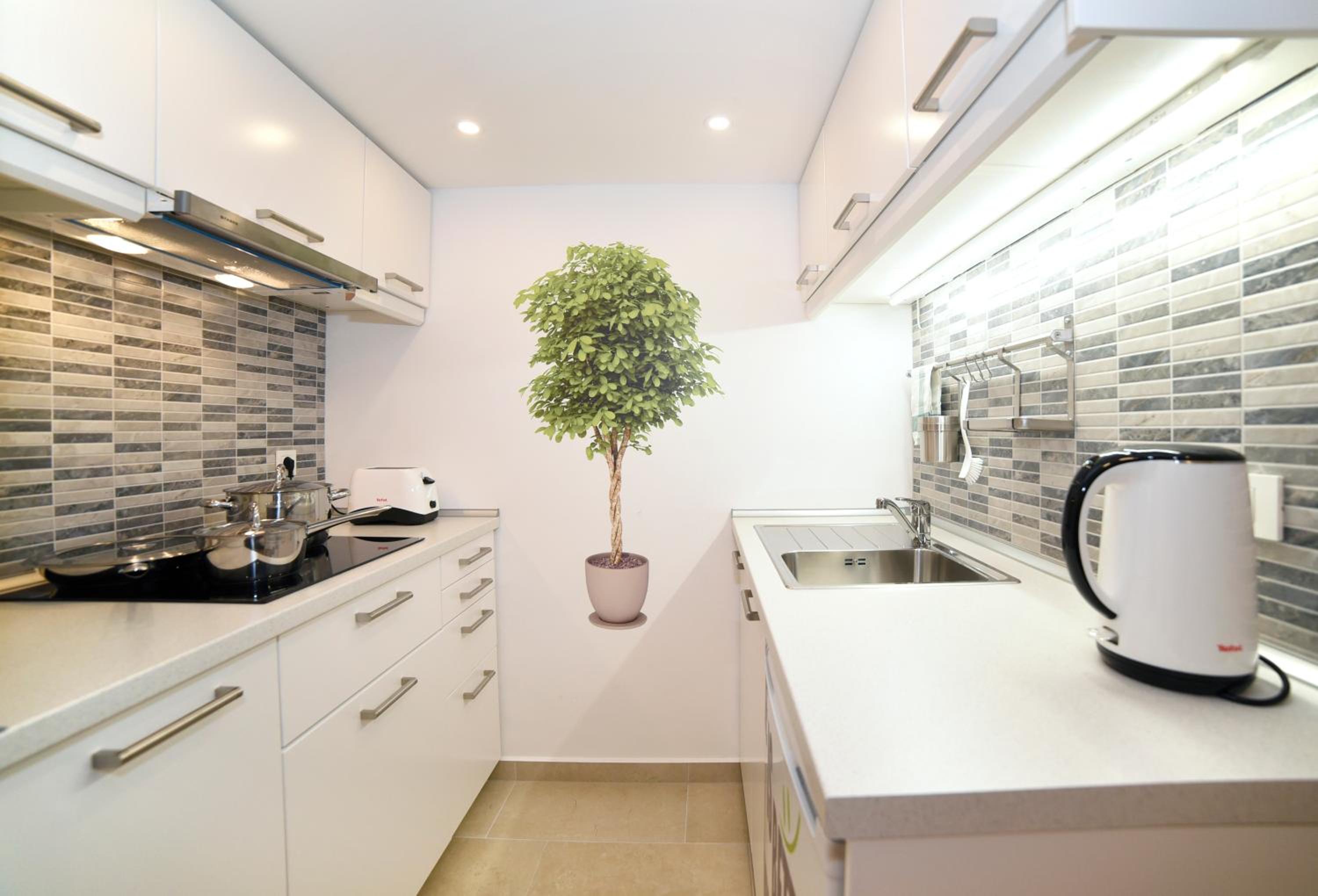 Studio Apartment - Photo 7